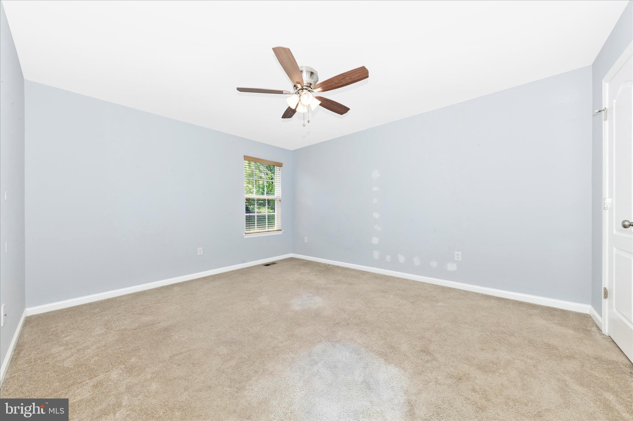 CLOVER RIDGE - Residential