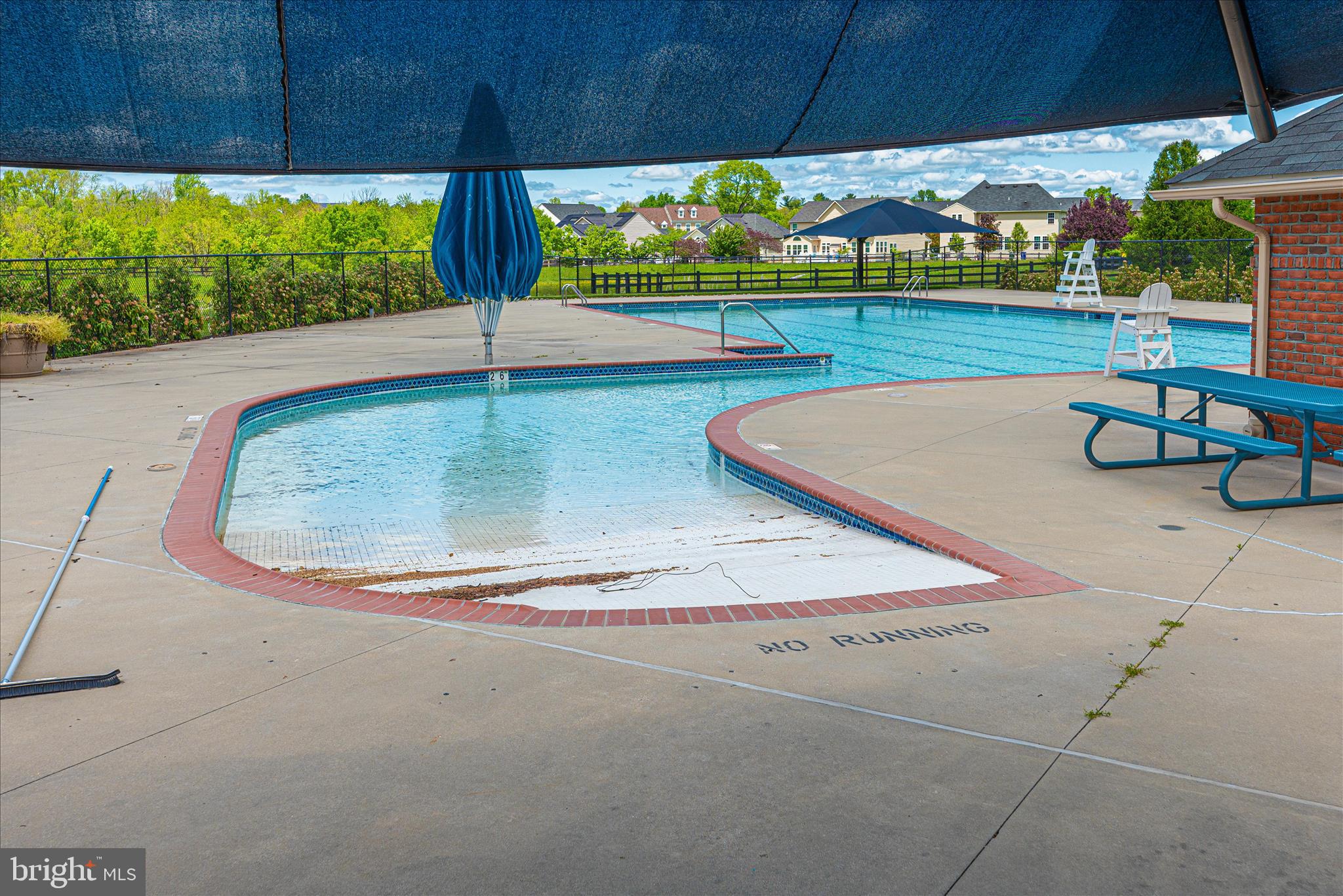 CLOVER RIDGE - Residential