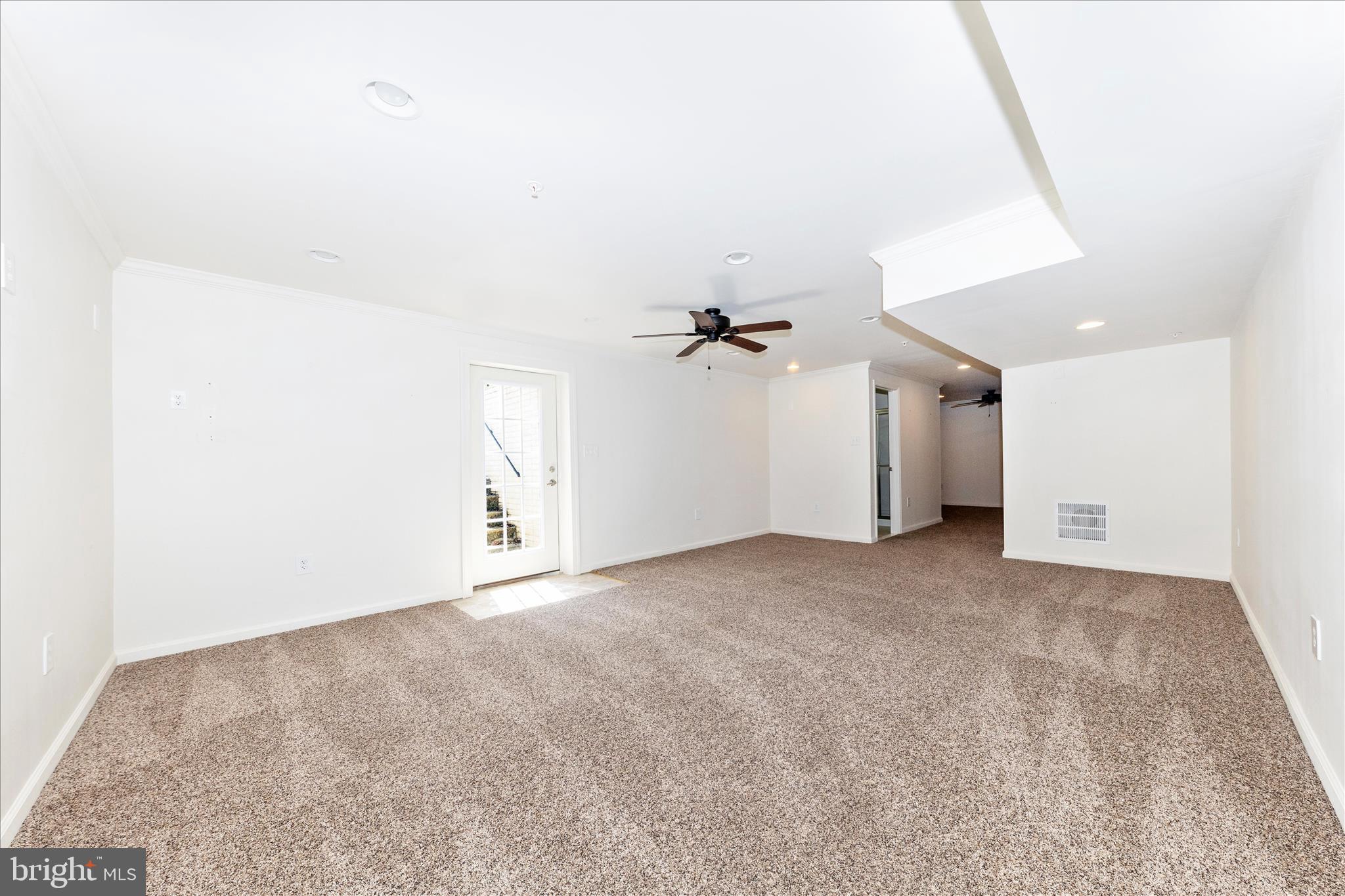 CLOVER RIDGE - Residential