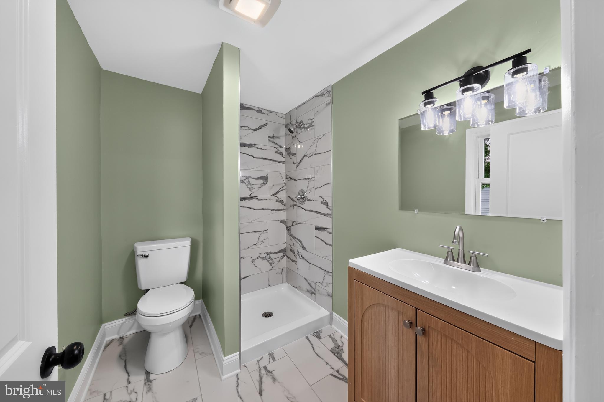 HOLLOWAY TERRACE - Residential