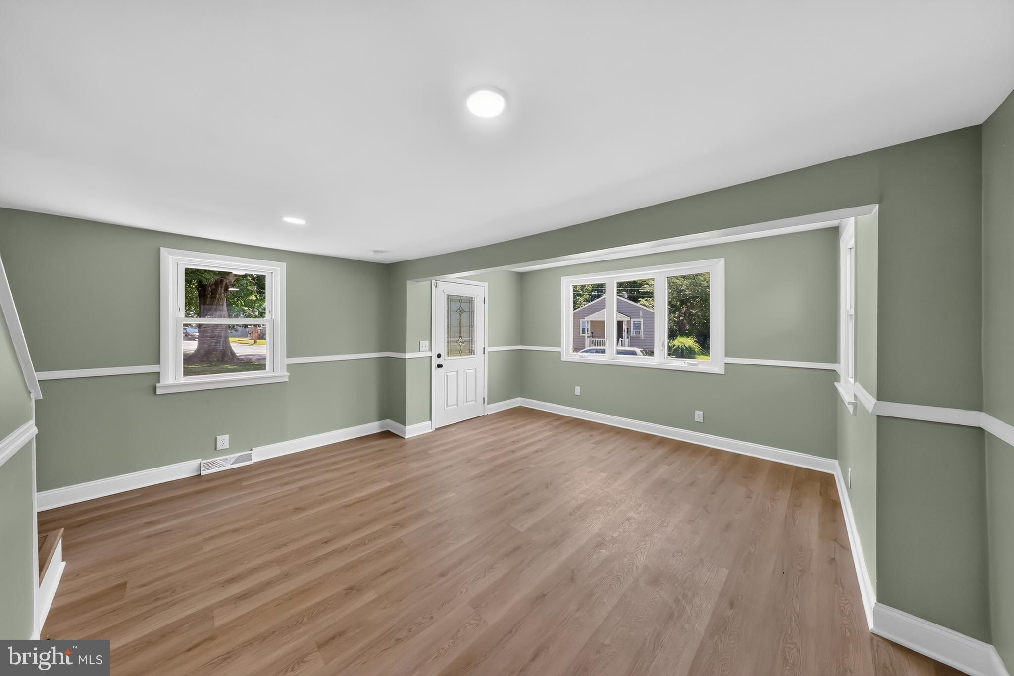 HOLLOWAY TERRACE - Residential