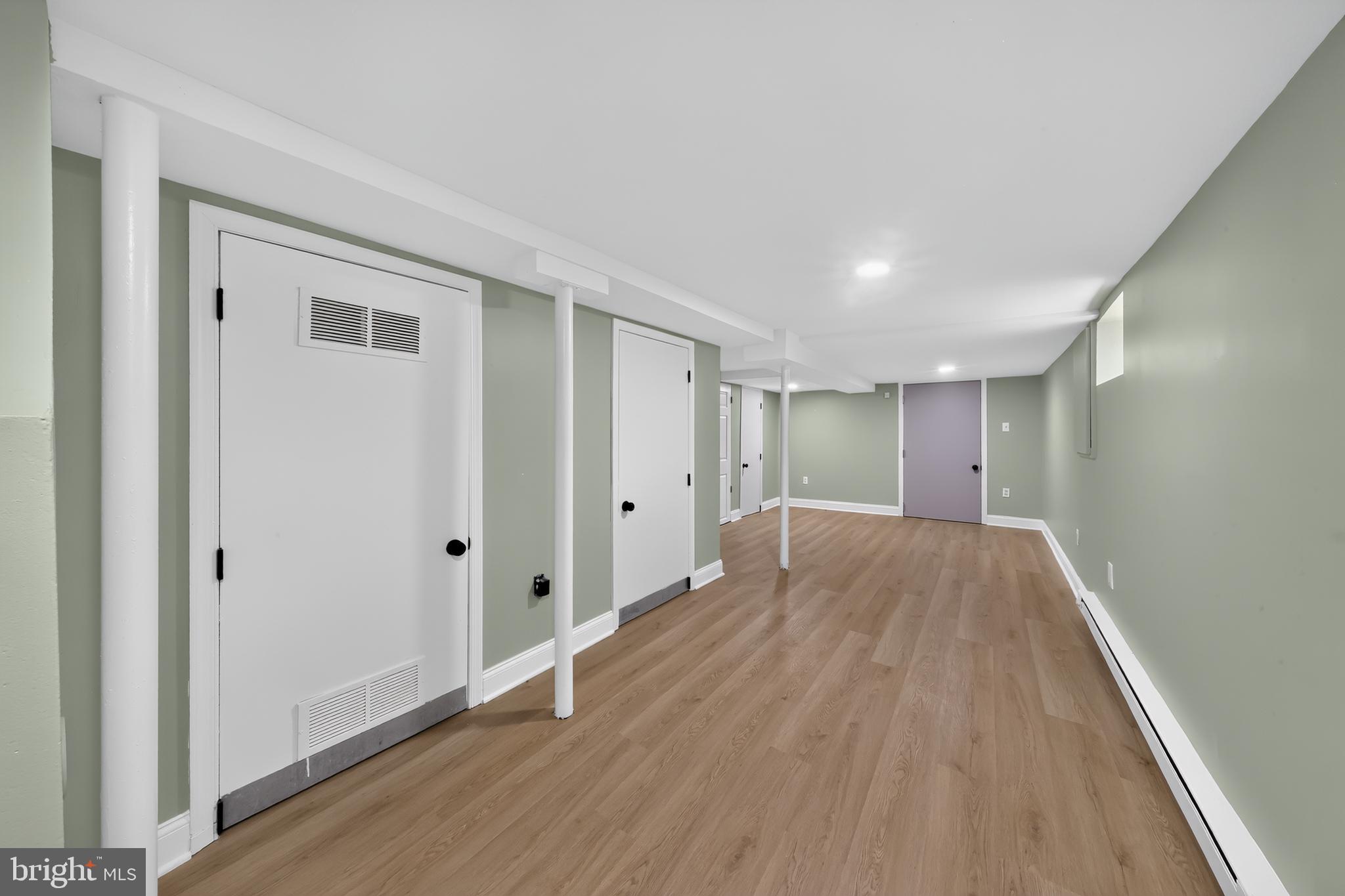 HOLLOWAY TERRACE - Residential