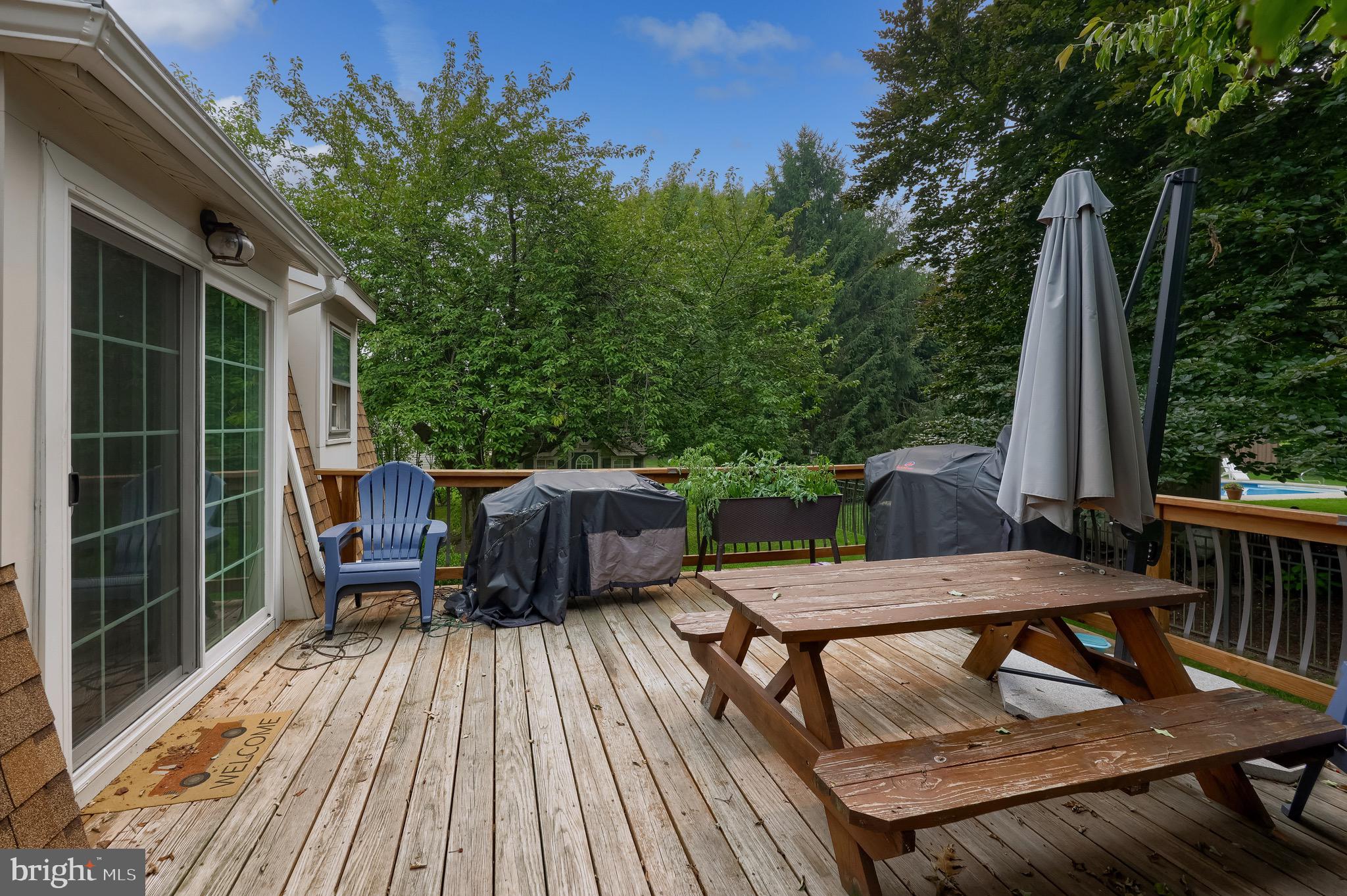 MEADOW VIEW ESTATES - Residential