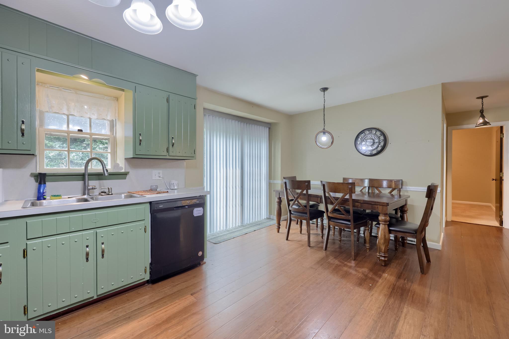 MEADOW VIEW ESTATES - Residential