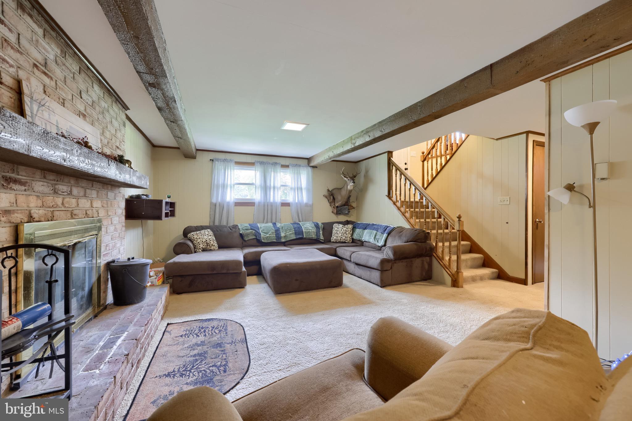 MEADOW VIEW ESTATES - Residential