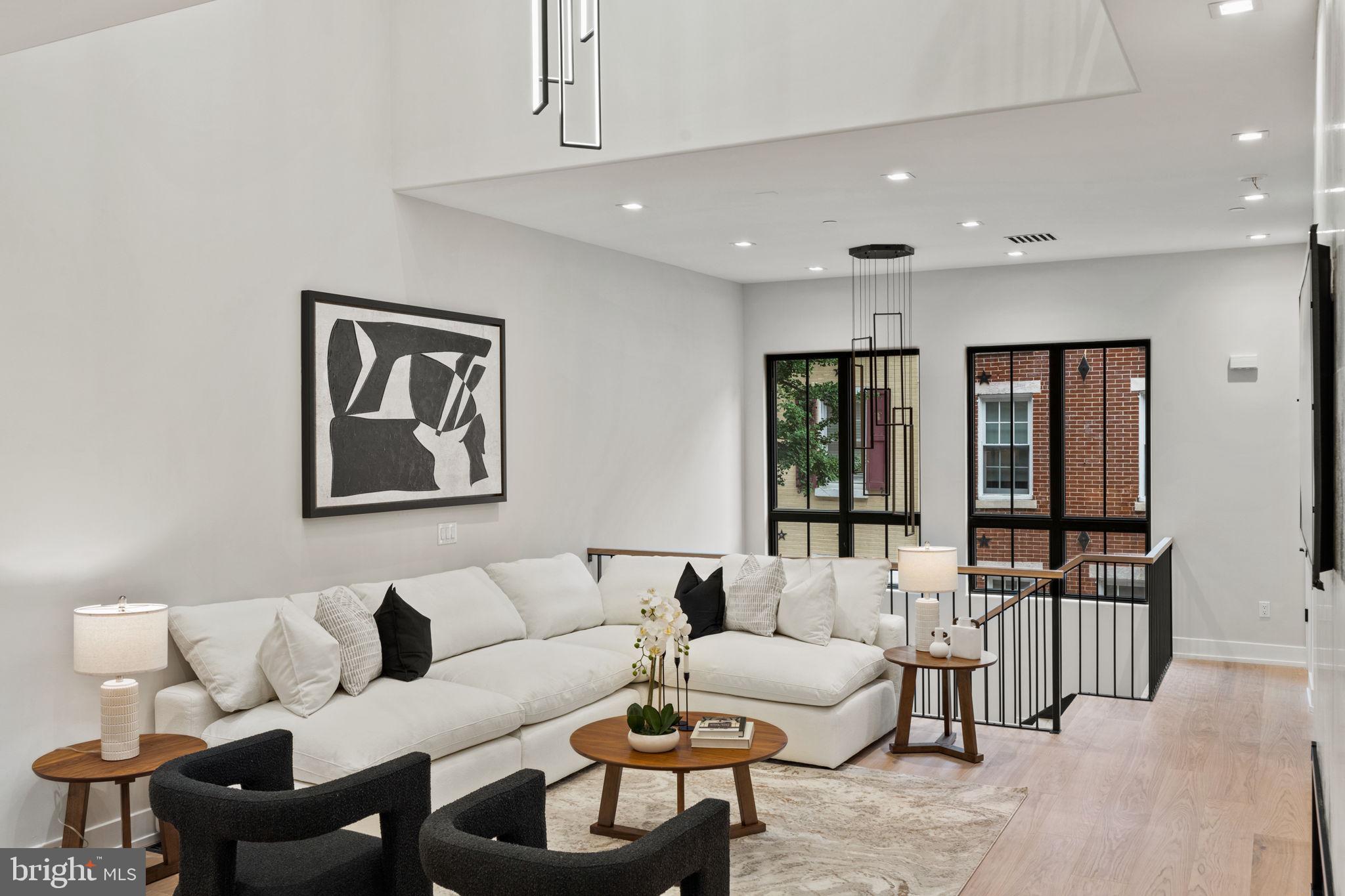 RITTENHOUSE SQUARE - Residential