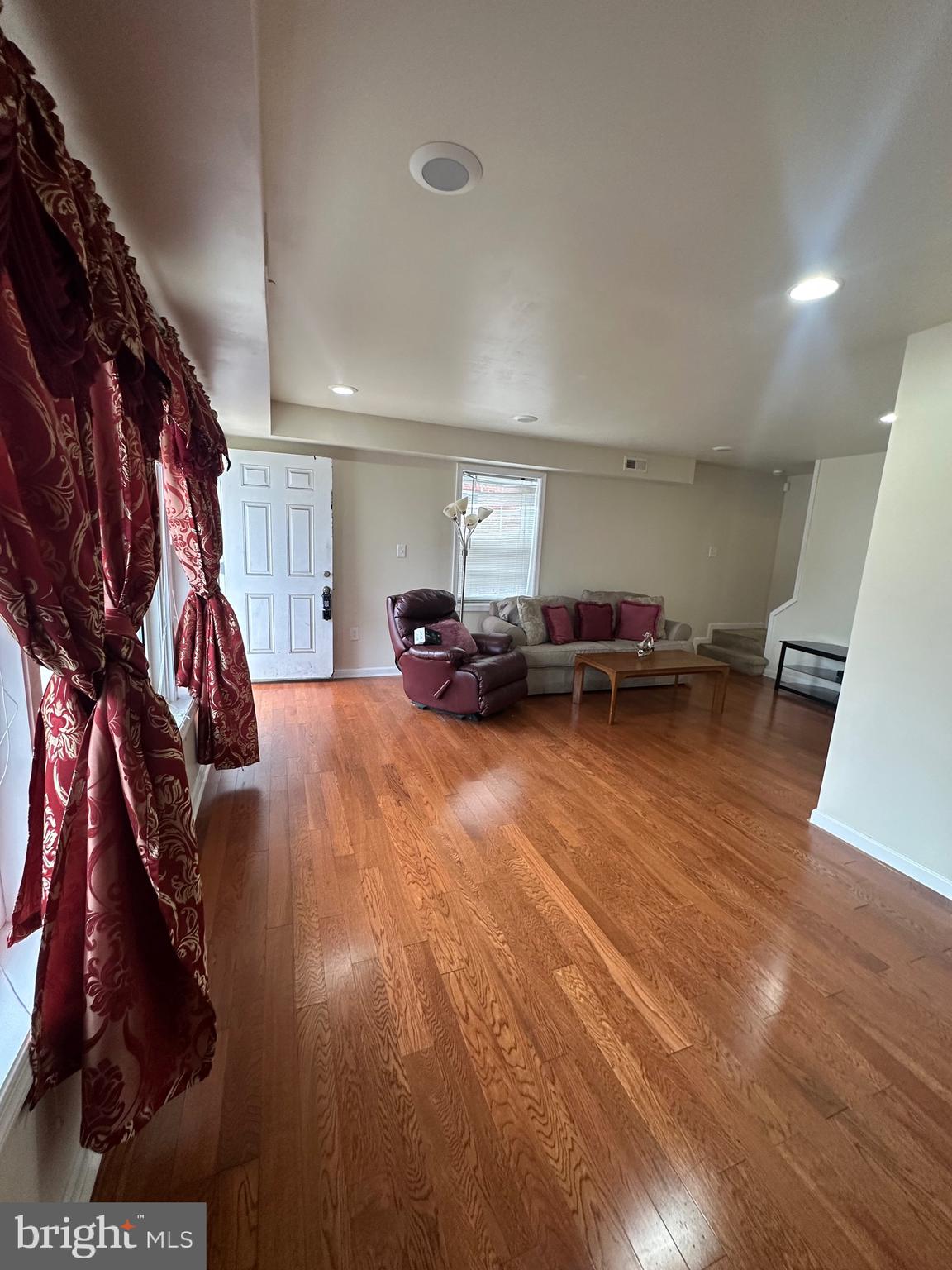 WOODLAWN HEIGHTS - Residential