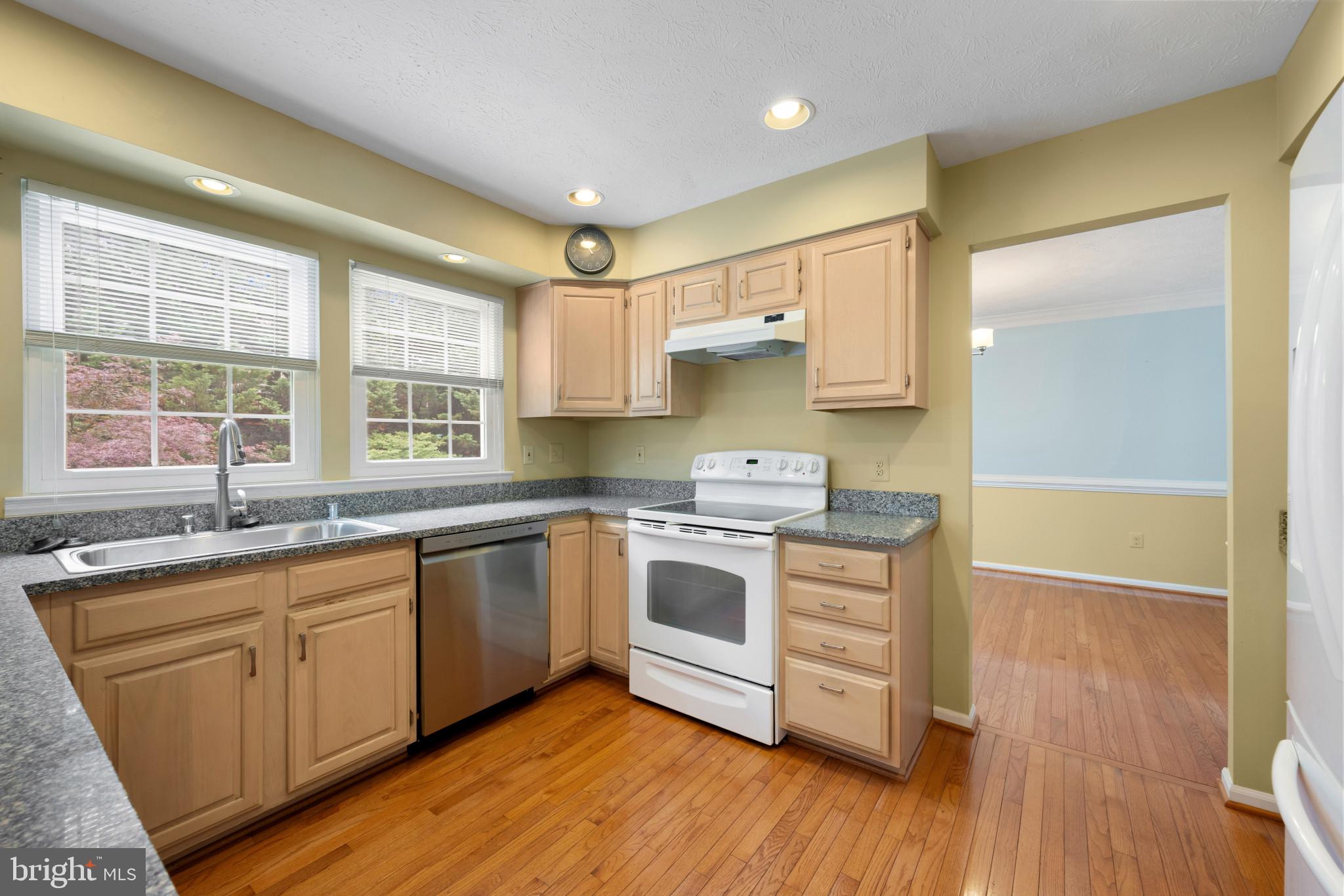 HUNTERS GLEN - Residential