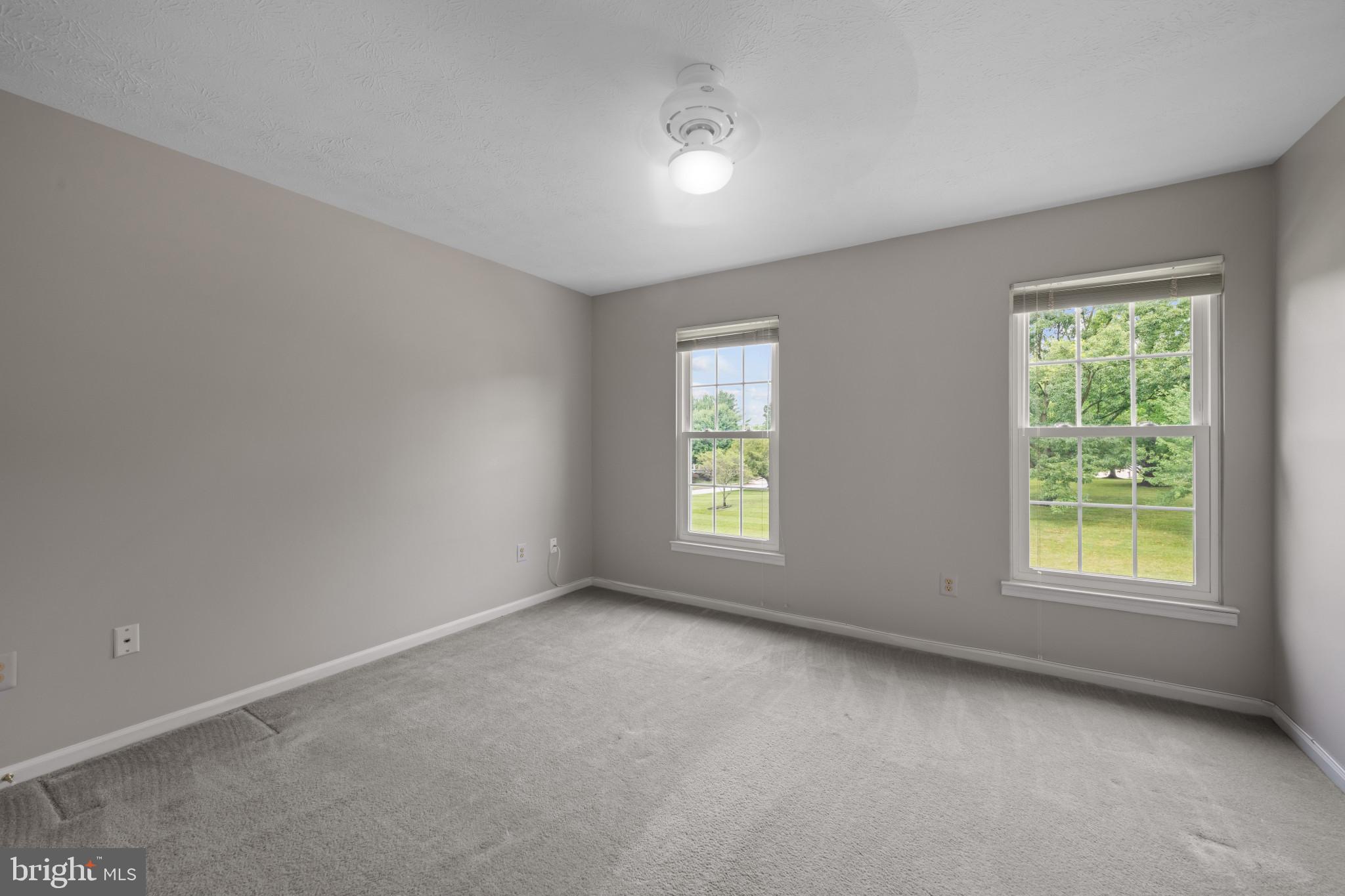 HUNTERS GLEN - Residential