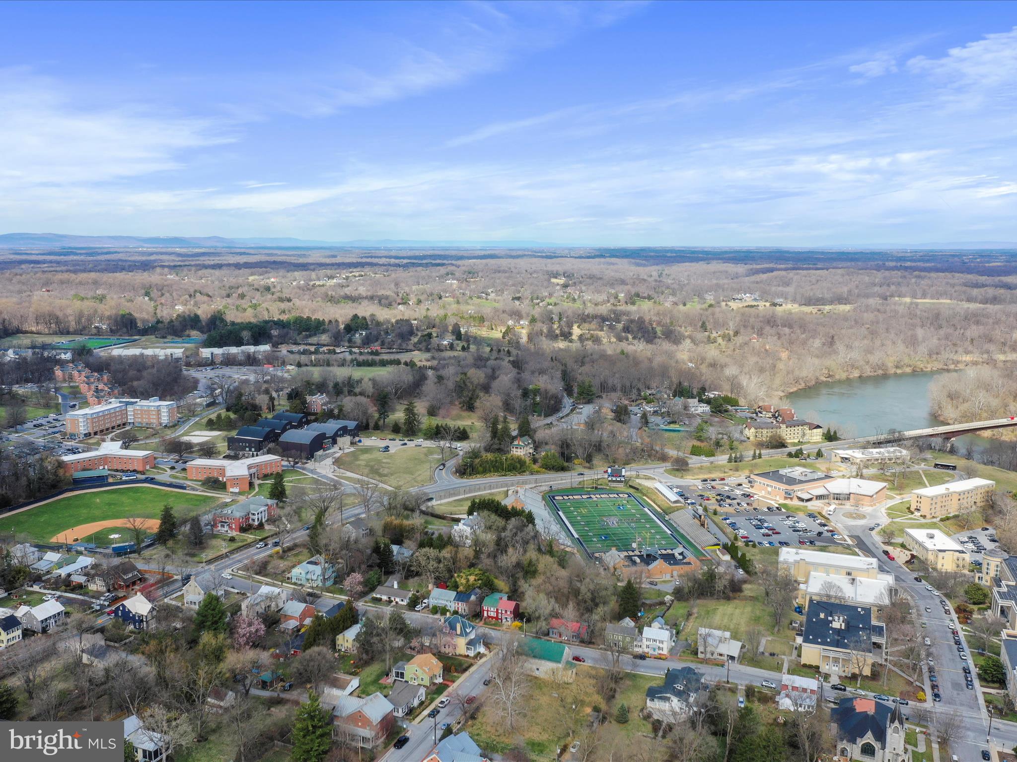 NORTH HILLS - Land