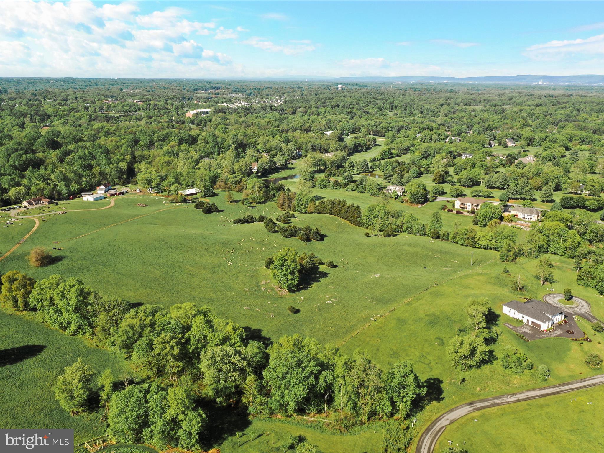 NORTH HILLS - Land