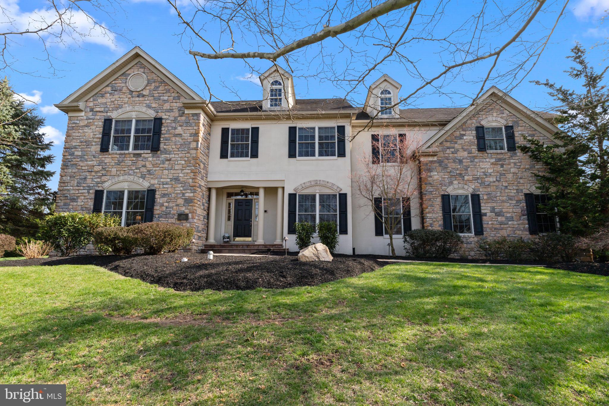 PROSPECT MANOR - Residential