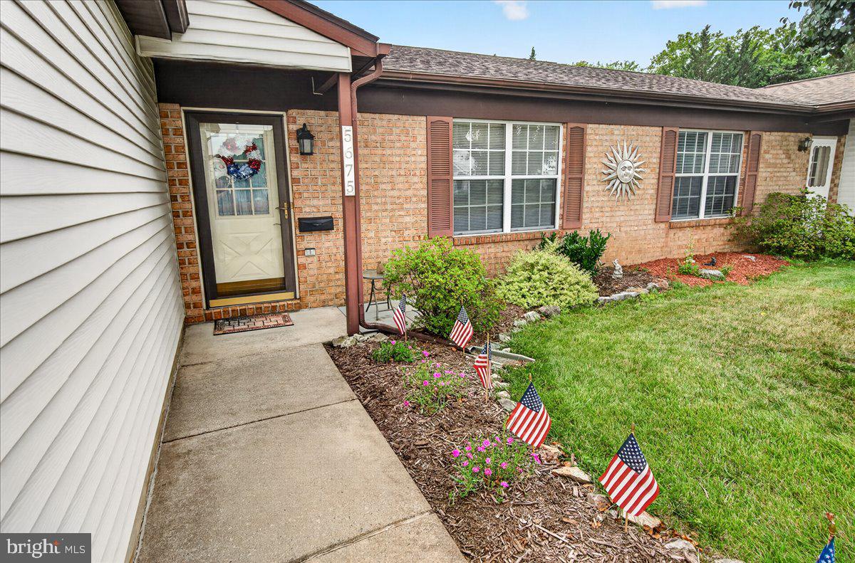 CRESTWOOD VILLAGE - Residential