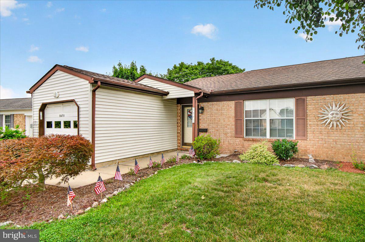 CRESTWOOD VILLAGE - Residential