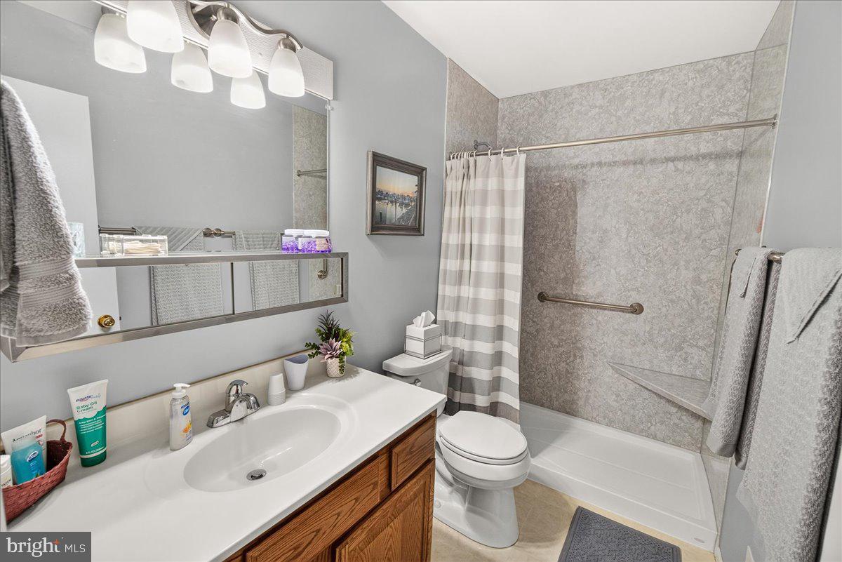 CRESTWOOD VILLAGE - Residential
