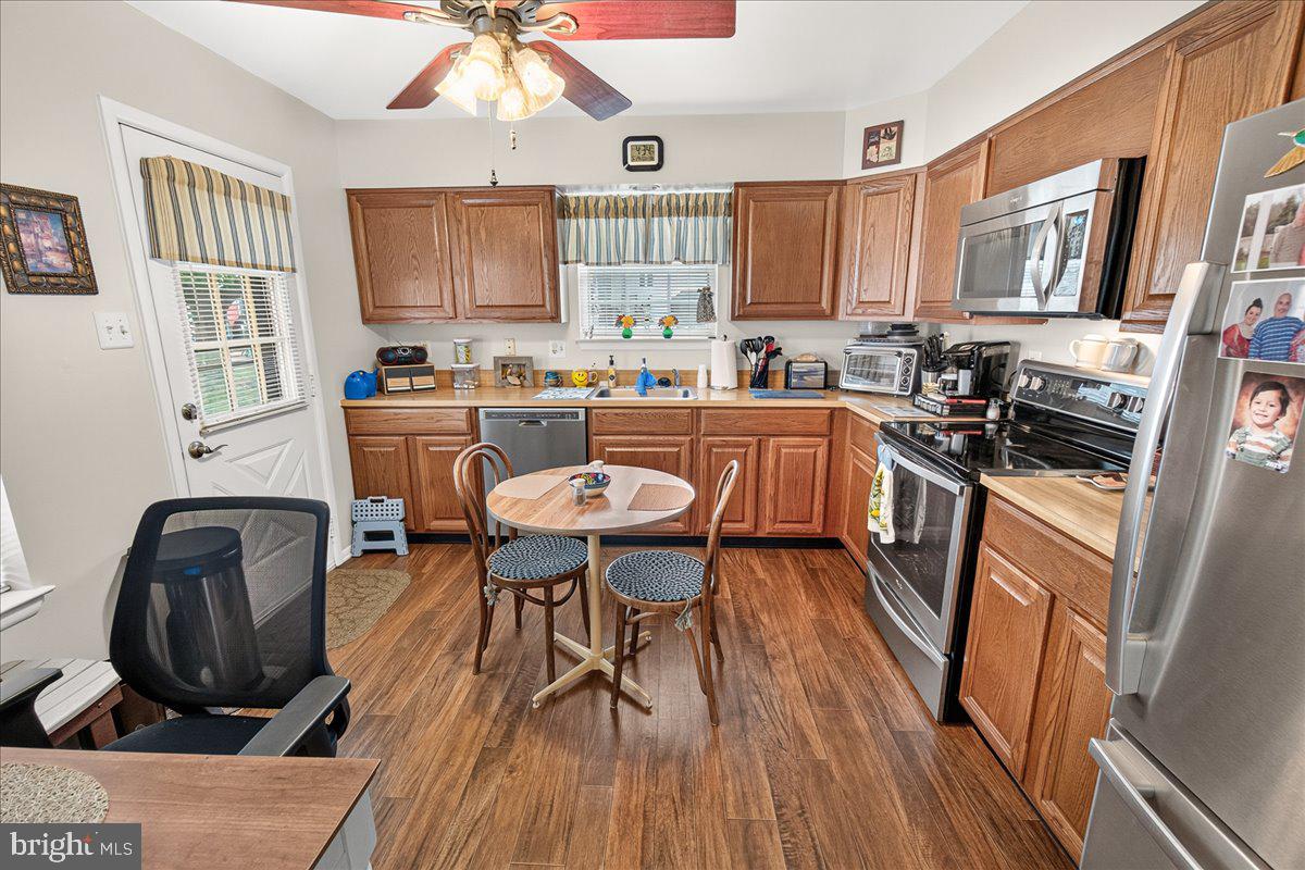 CRESTWOOD VILLAGE - Residential