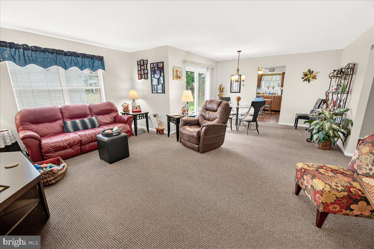 CRESTWOOD VILLAGE - Residential