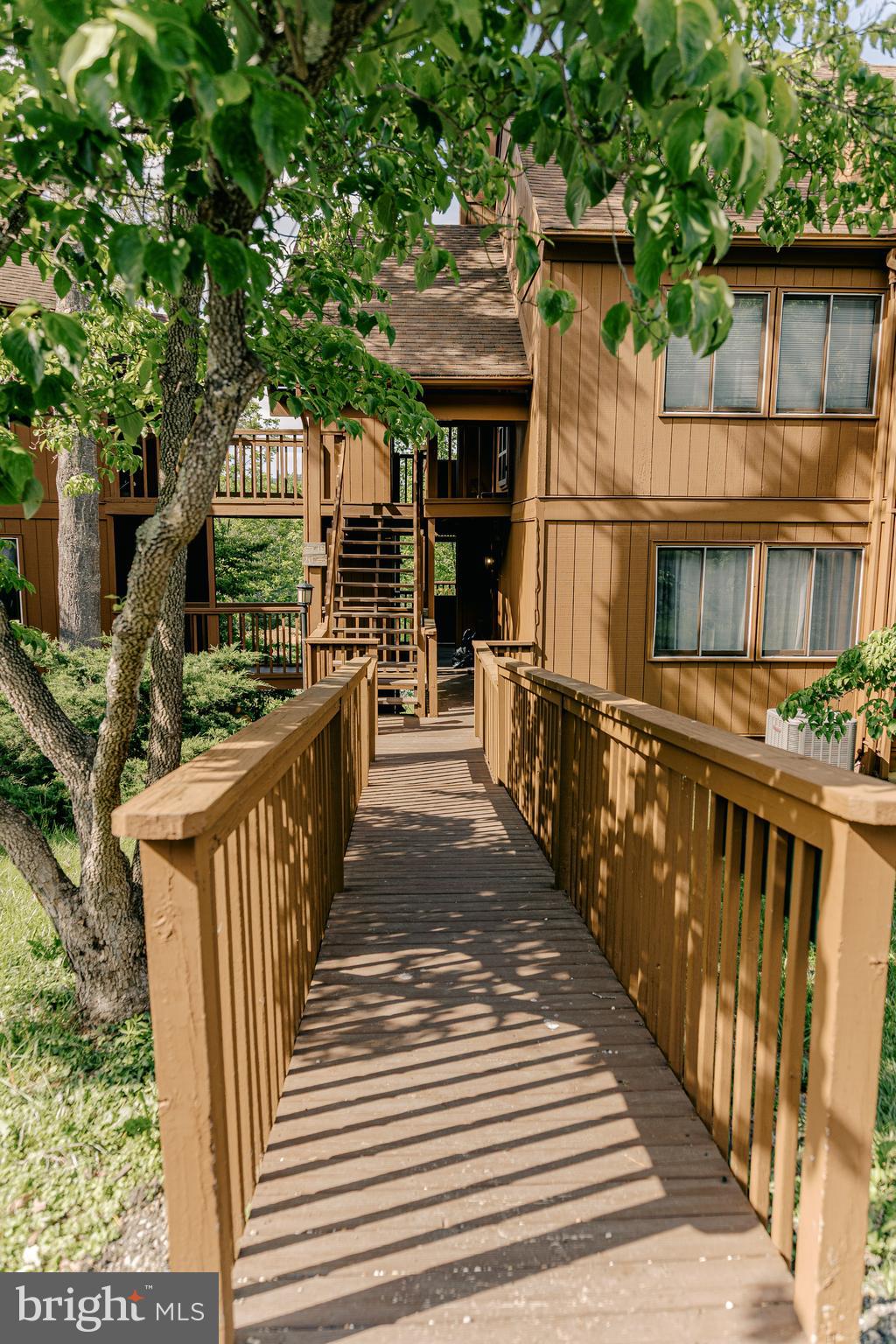 THE HILL CONDOS - Residential