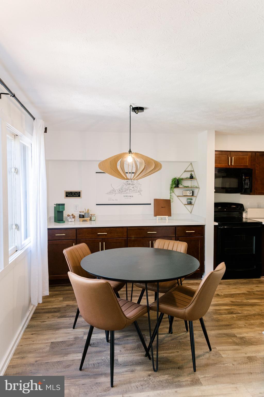 THE HILL CONDOS - Residential