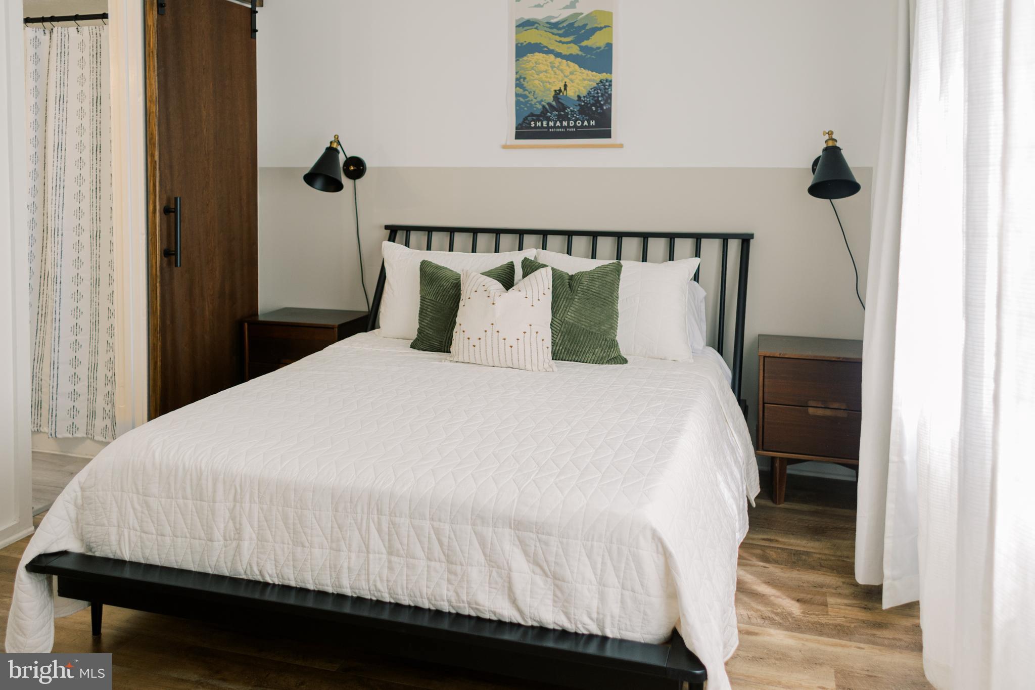 THE HILL CONDOS - Residential
