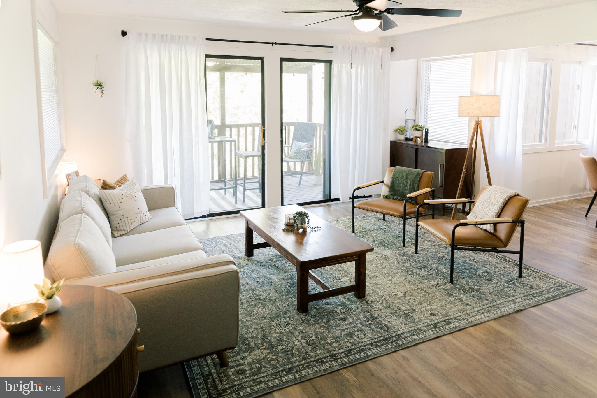 THE HILL CONDOS - Residential