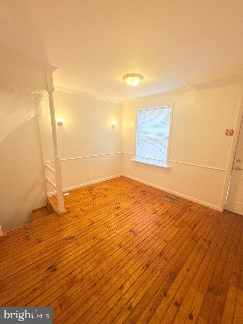 BRIDESBURG - Residential