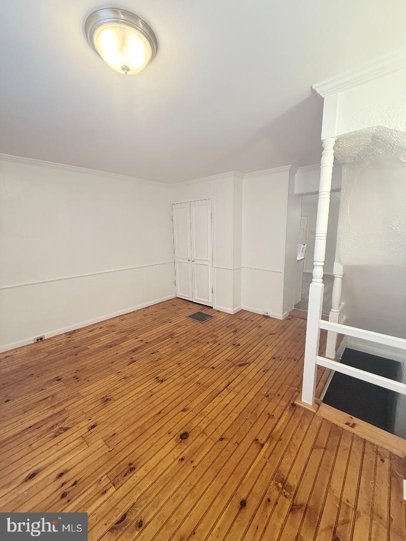 BRIDESBURG - Residential