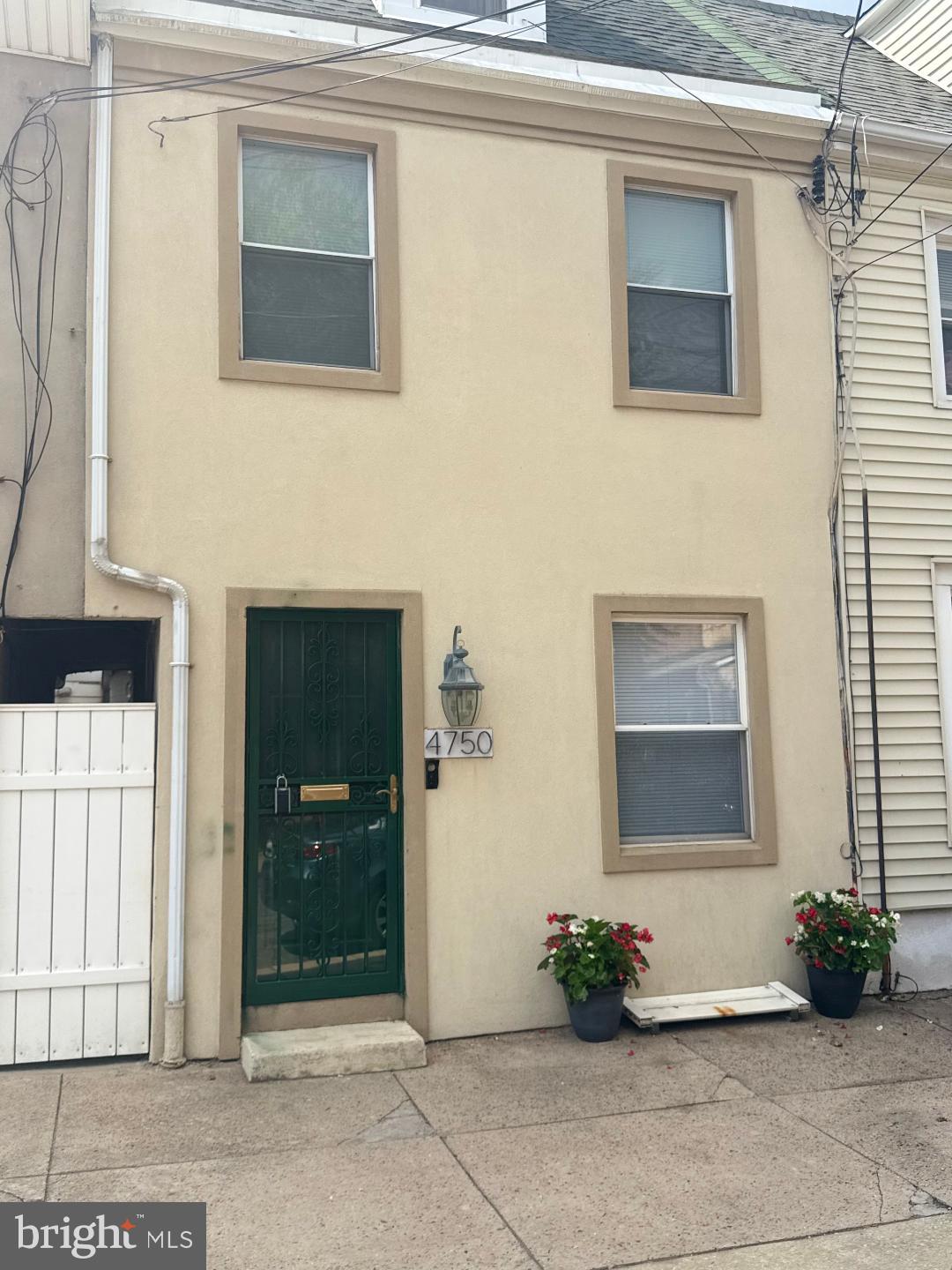 BRIDESBURG - Residential
