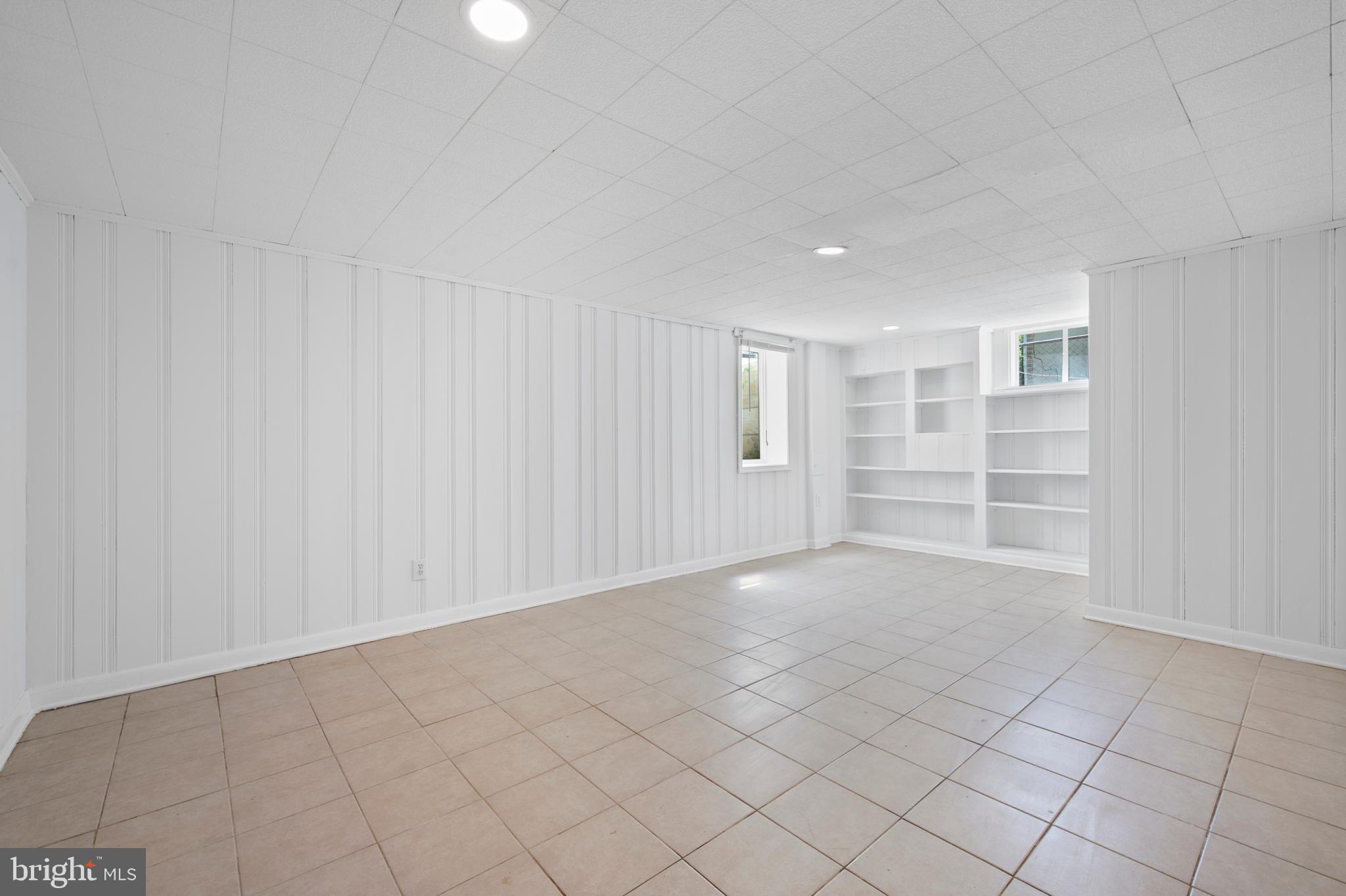HYATTSVILLE - Residential