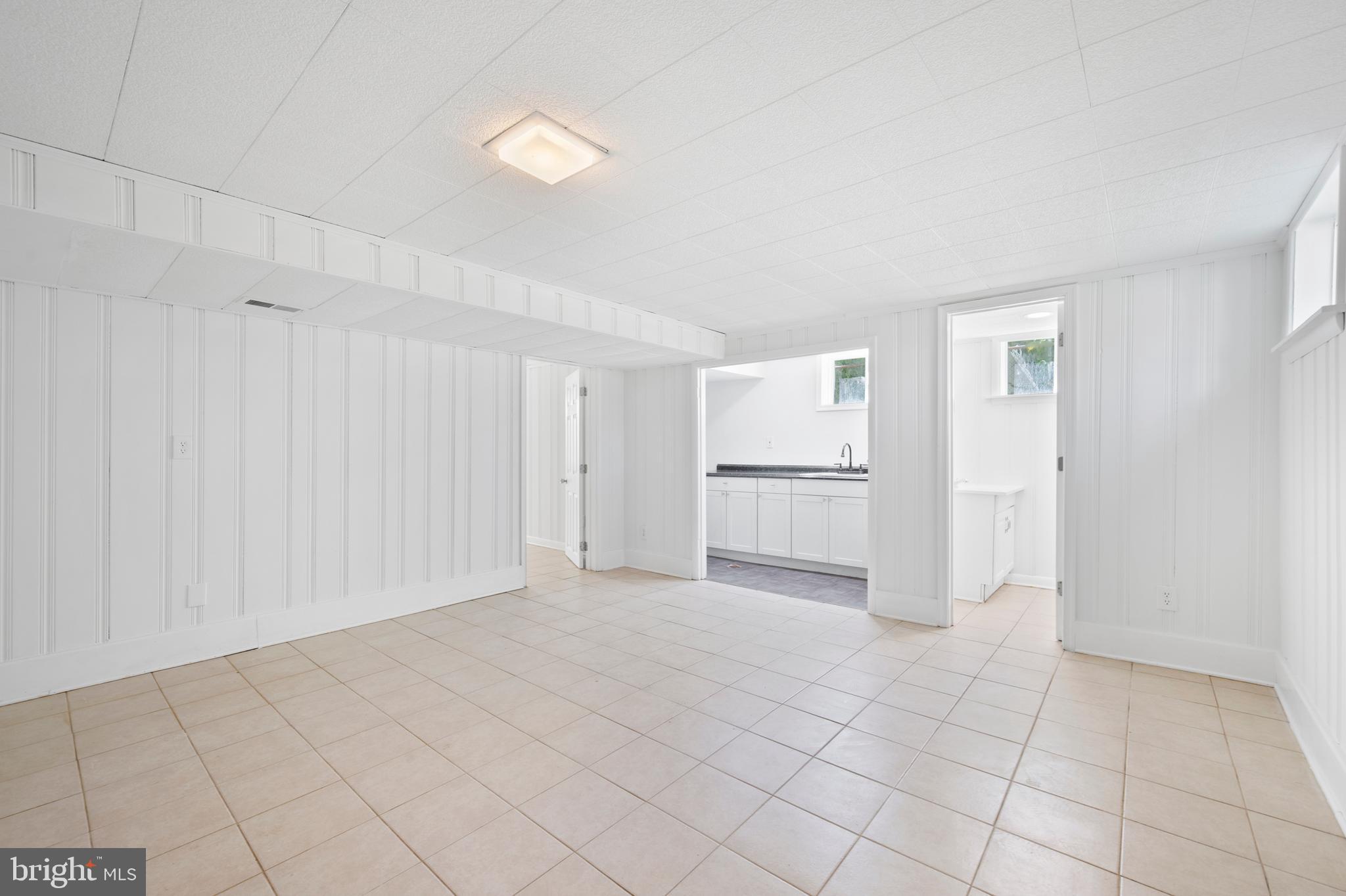 HYATTSVILLE - Residential