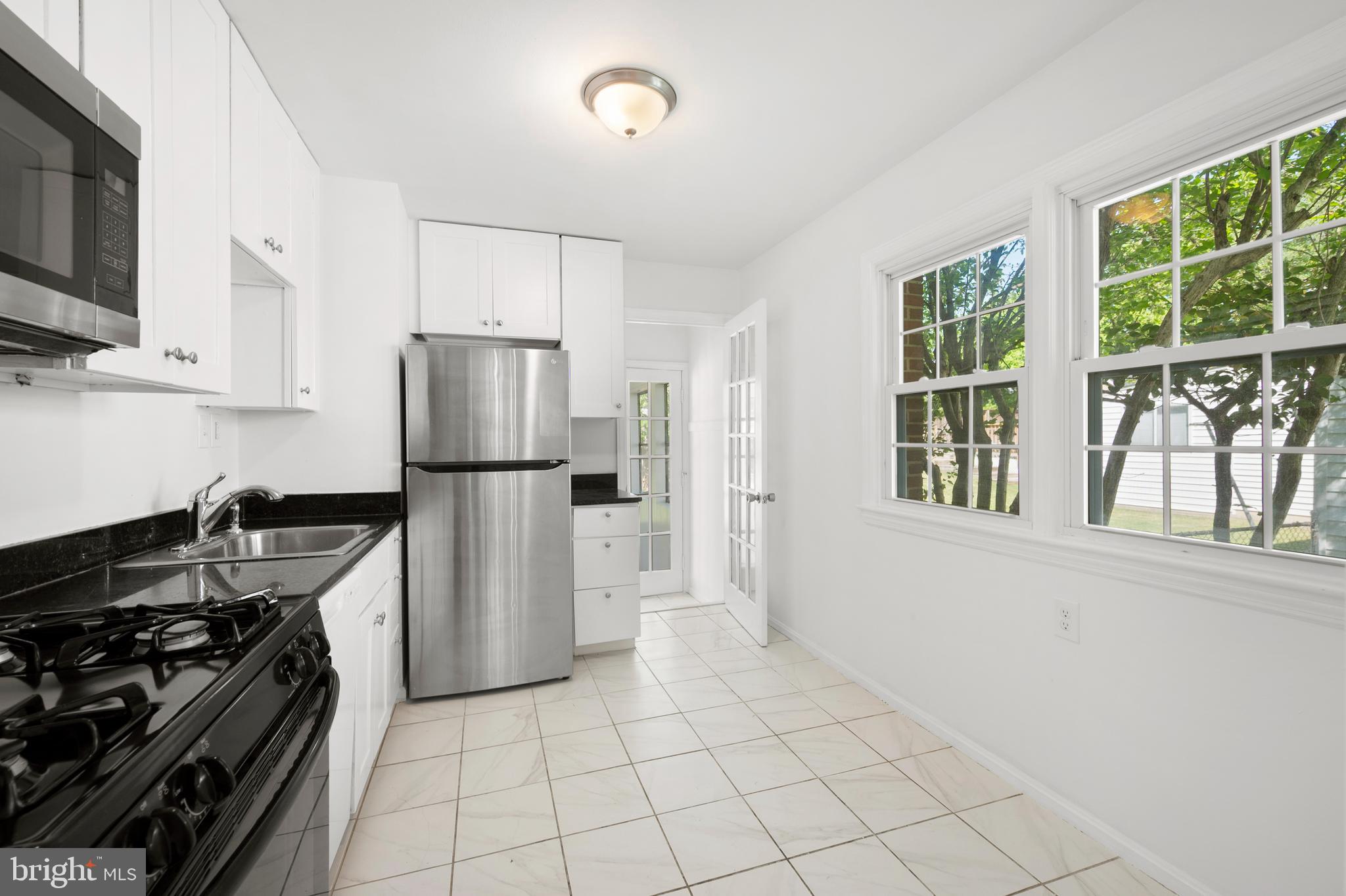HYATTSVILLE - Residential