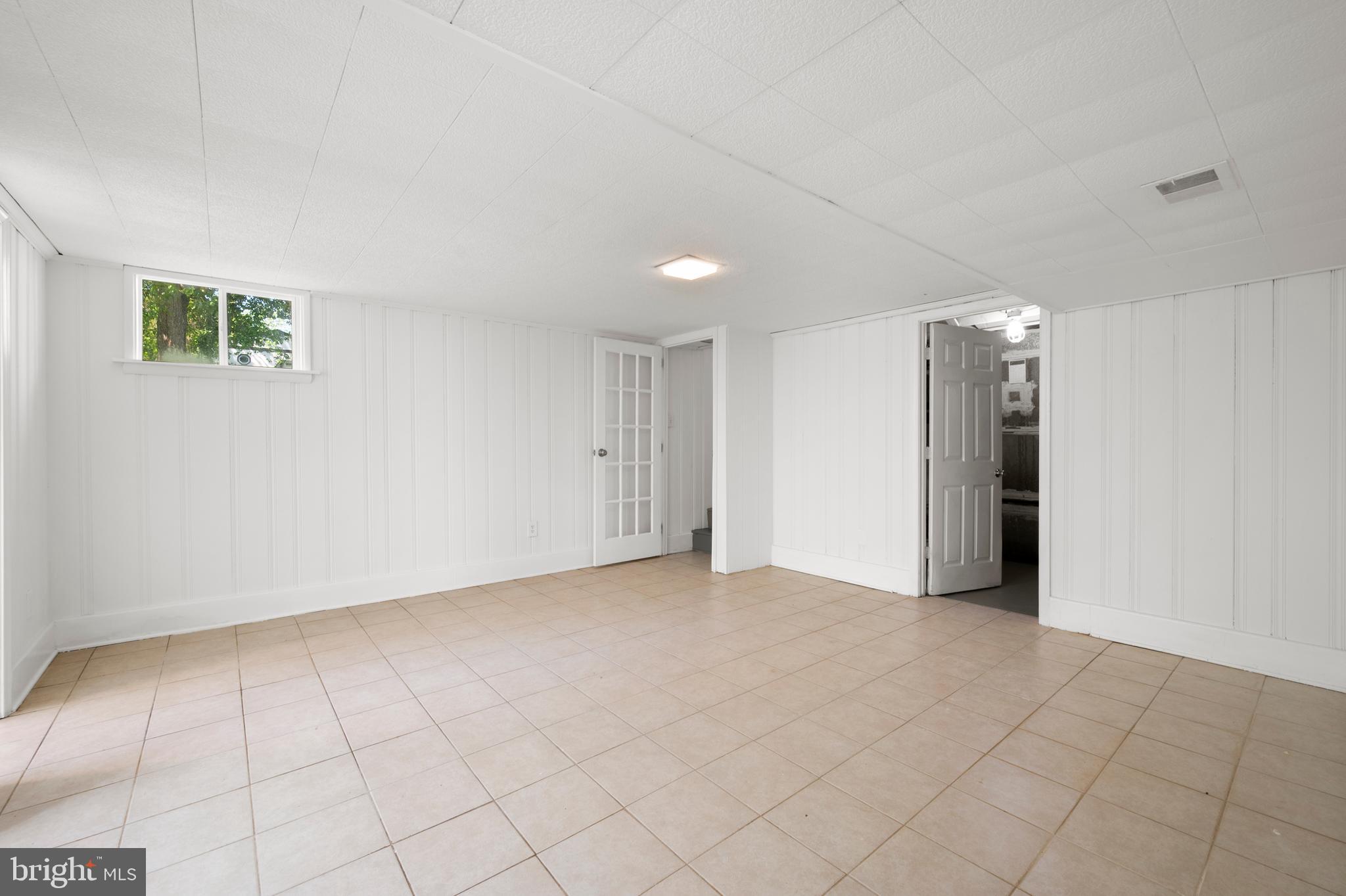 HYATTSVILLE - Residential