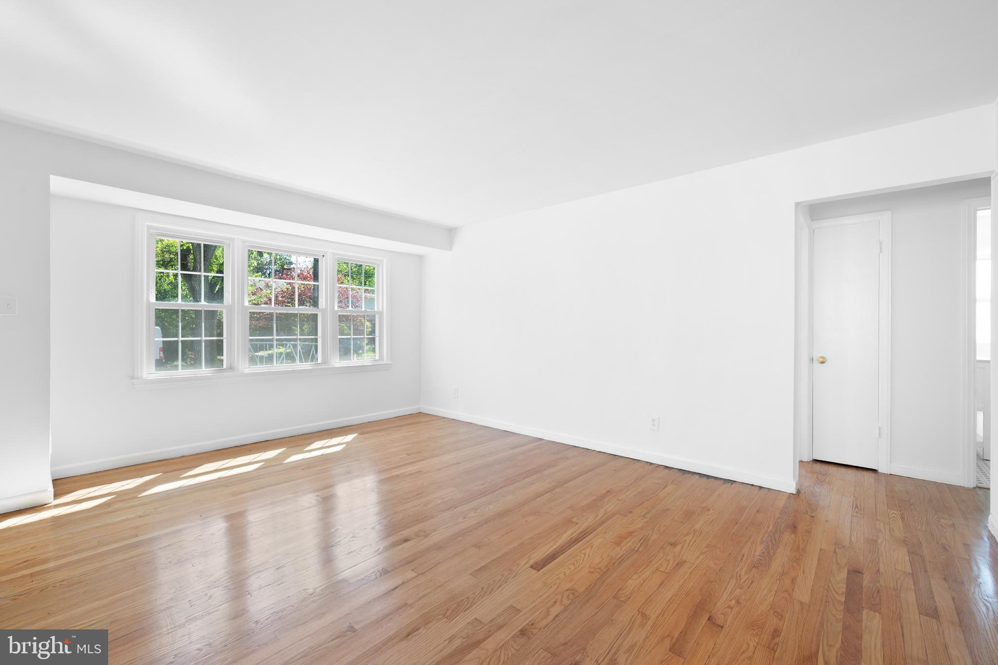HYATTSVILLE - Residential