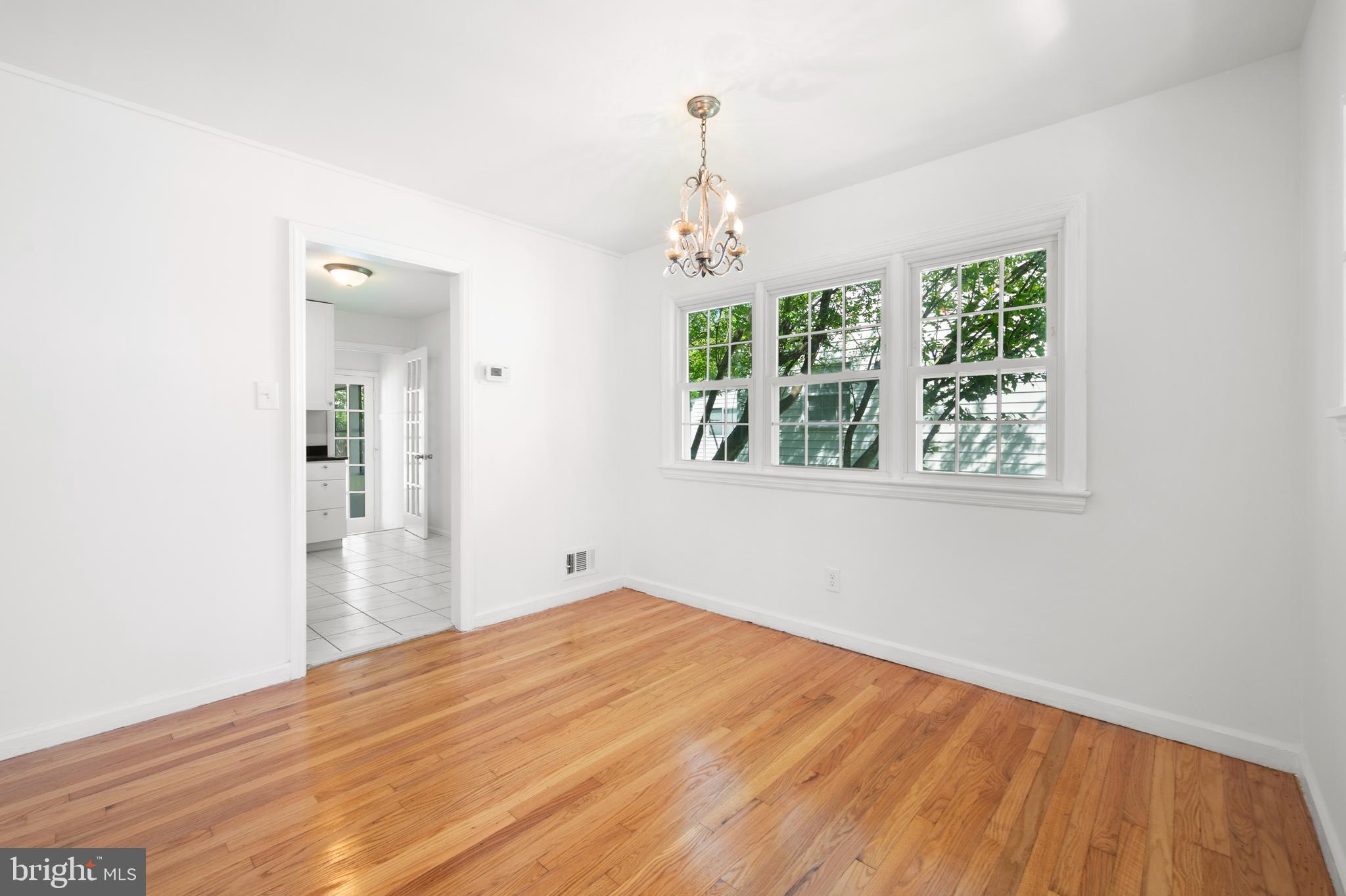 HYATTSVILLE - Residential