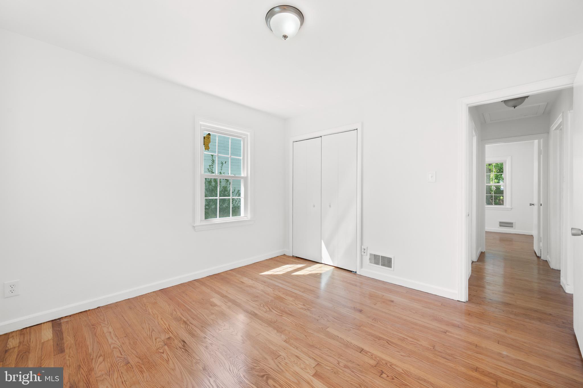 HYATTSVILLE - Residential