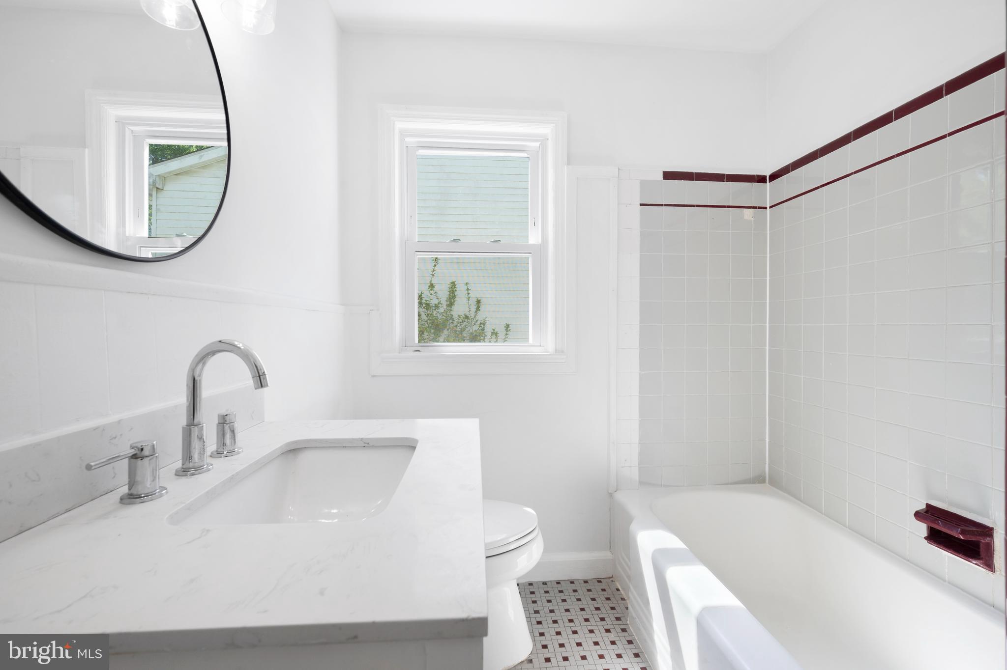 HYATTSVILLE - Residential