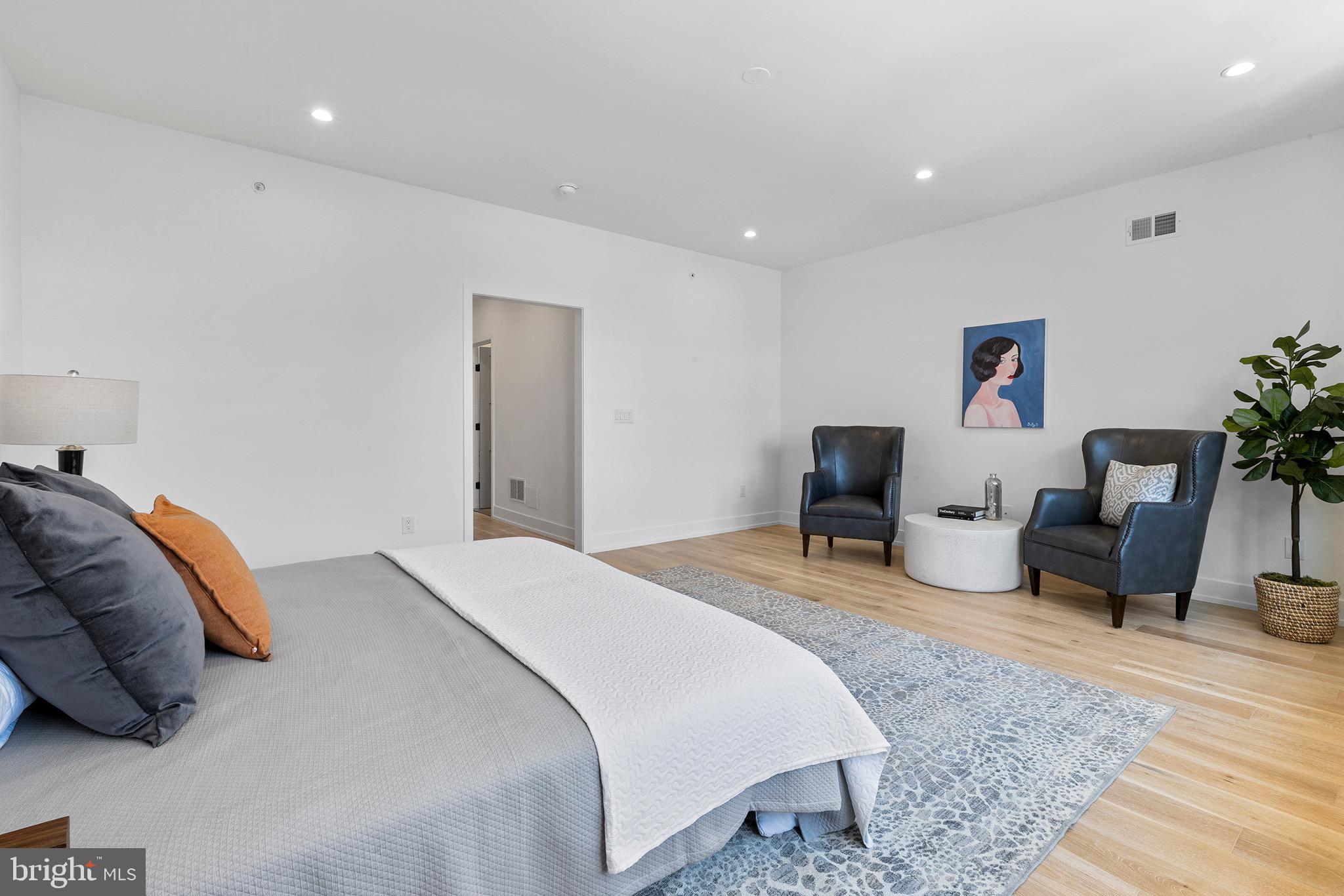 PASSYUNK SQUARE - Residential