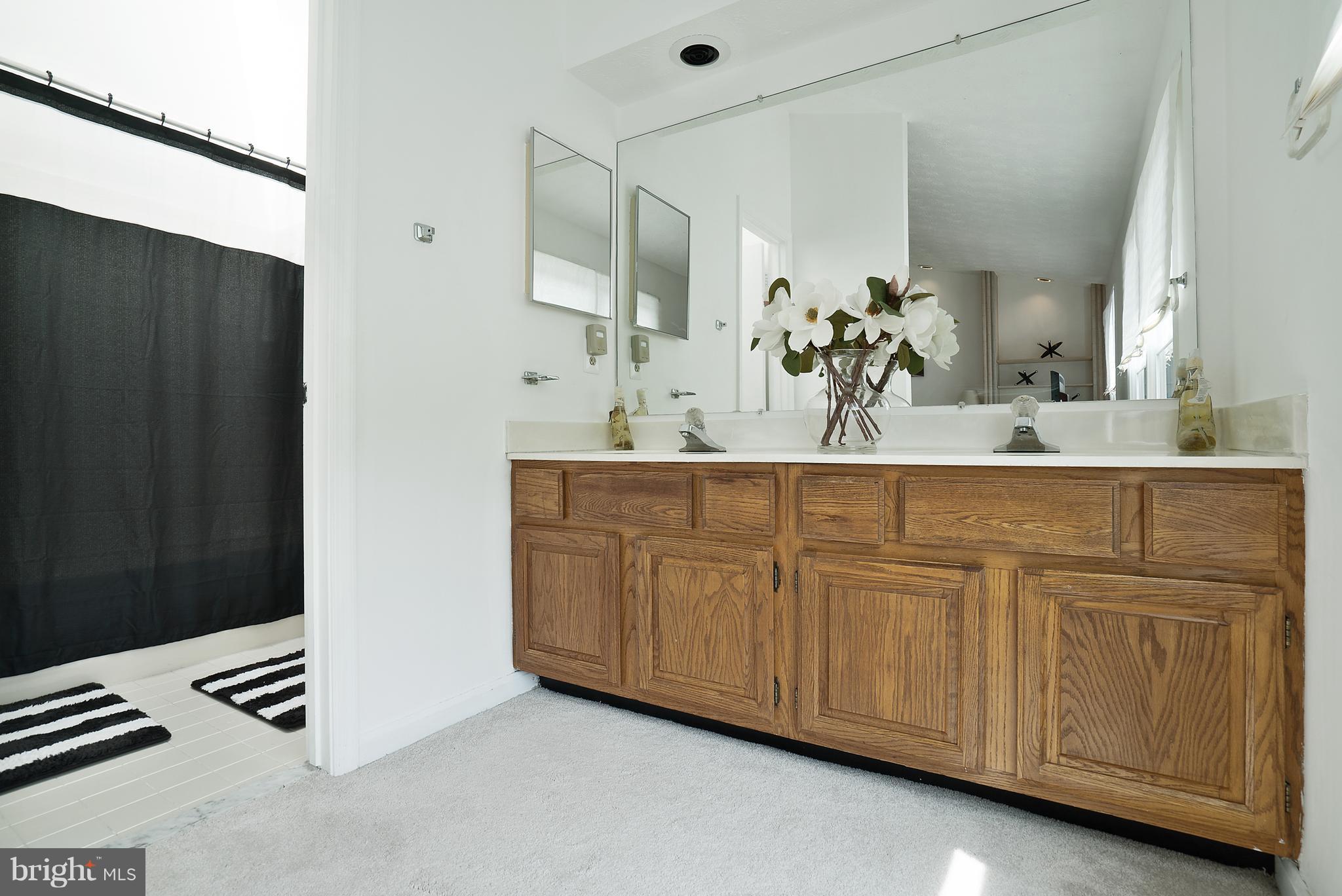 MAYFAIR-PLAT ONE - Residential