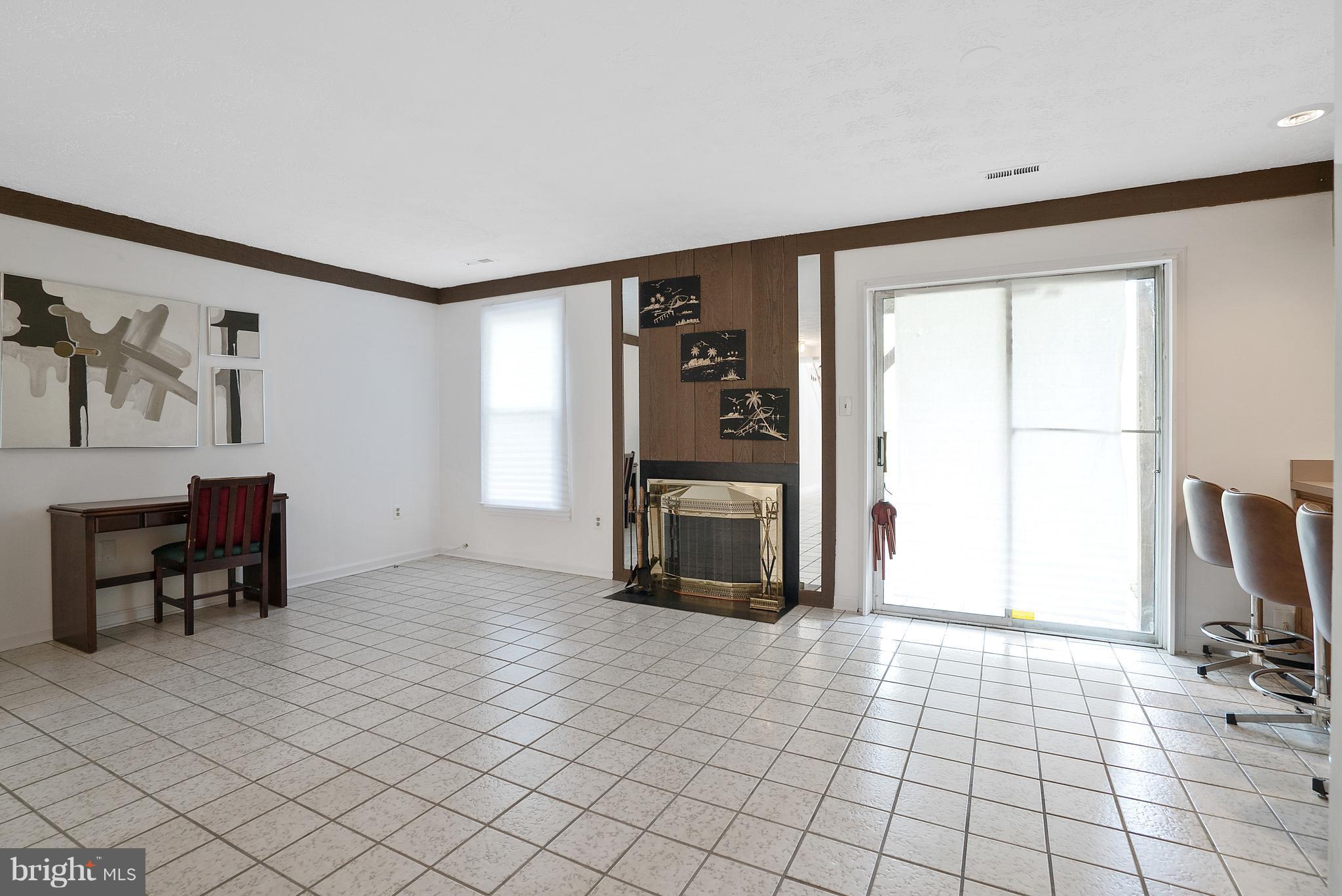 MAYFAIR-PLAT ONE - Residential