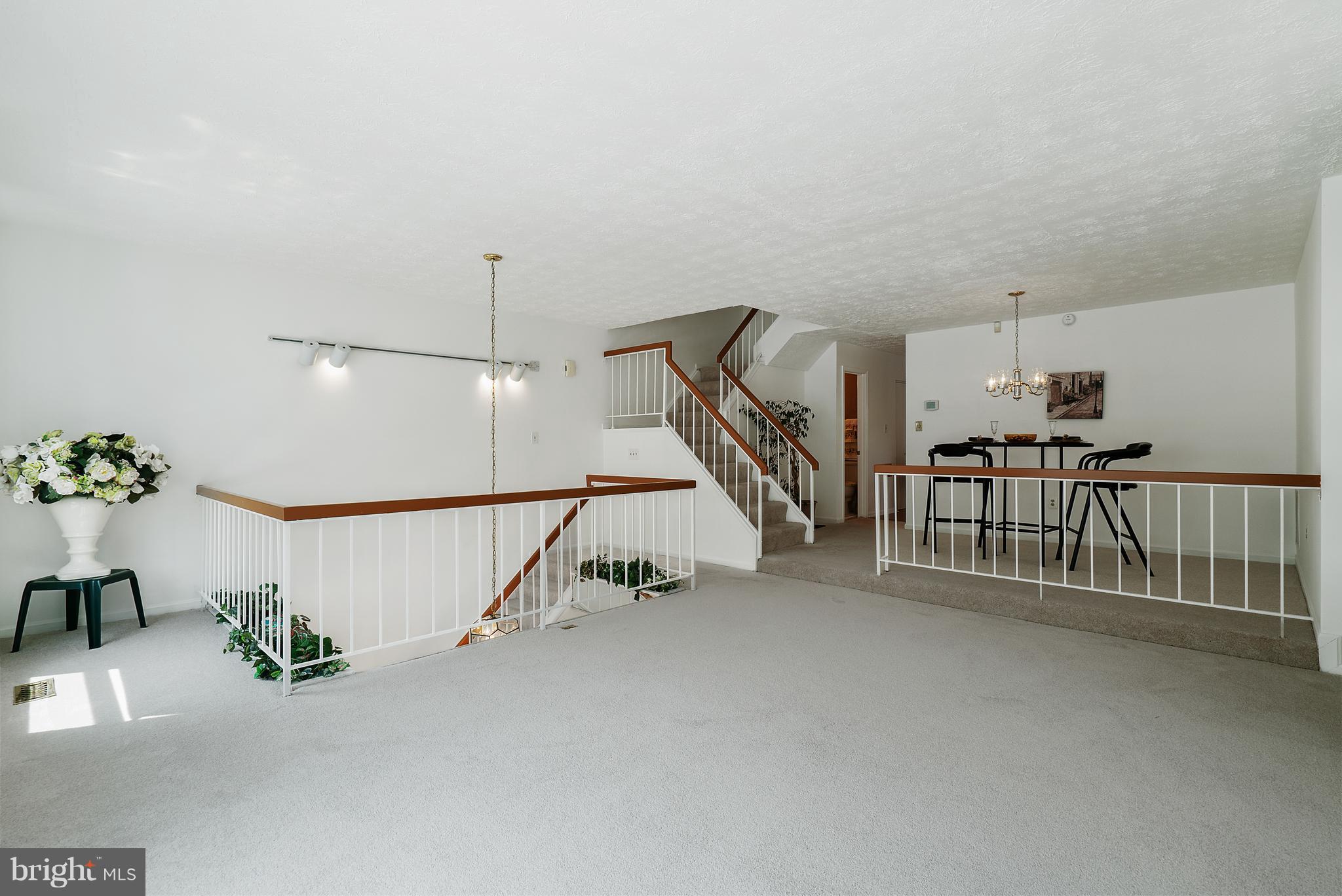 MAYFAIR-PLAT ONE - Residential