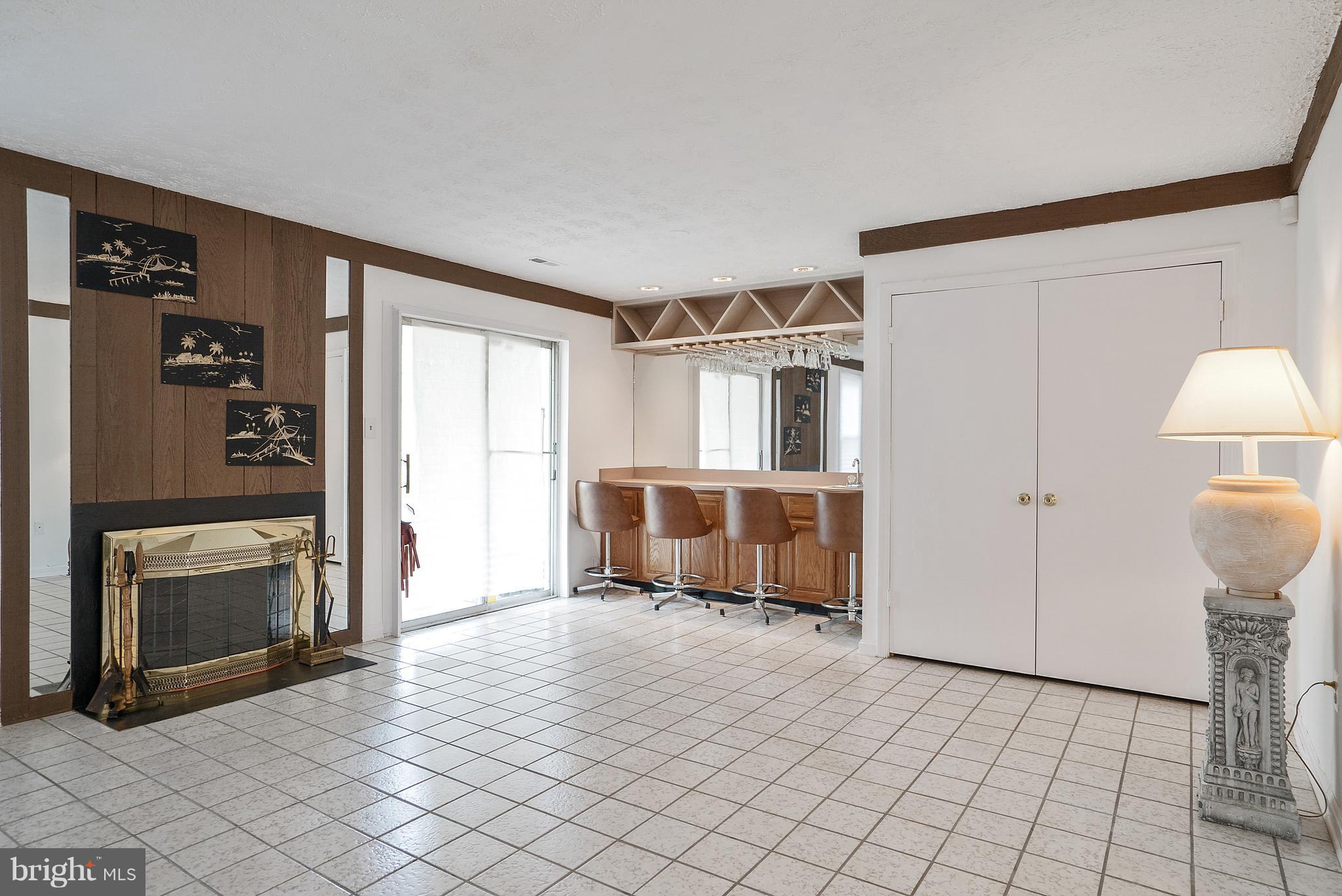 MAYFAIR-PLAT ONE - Residential