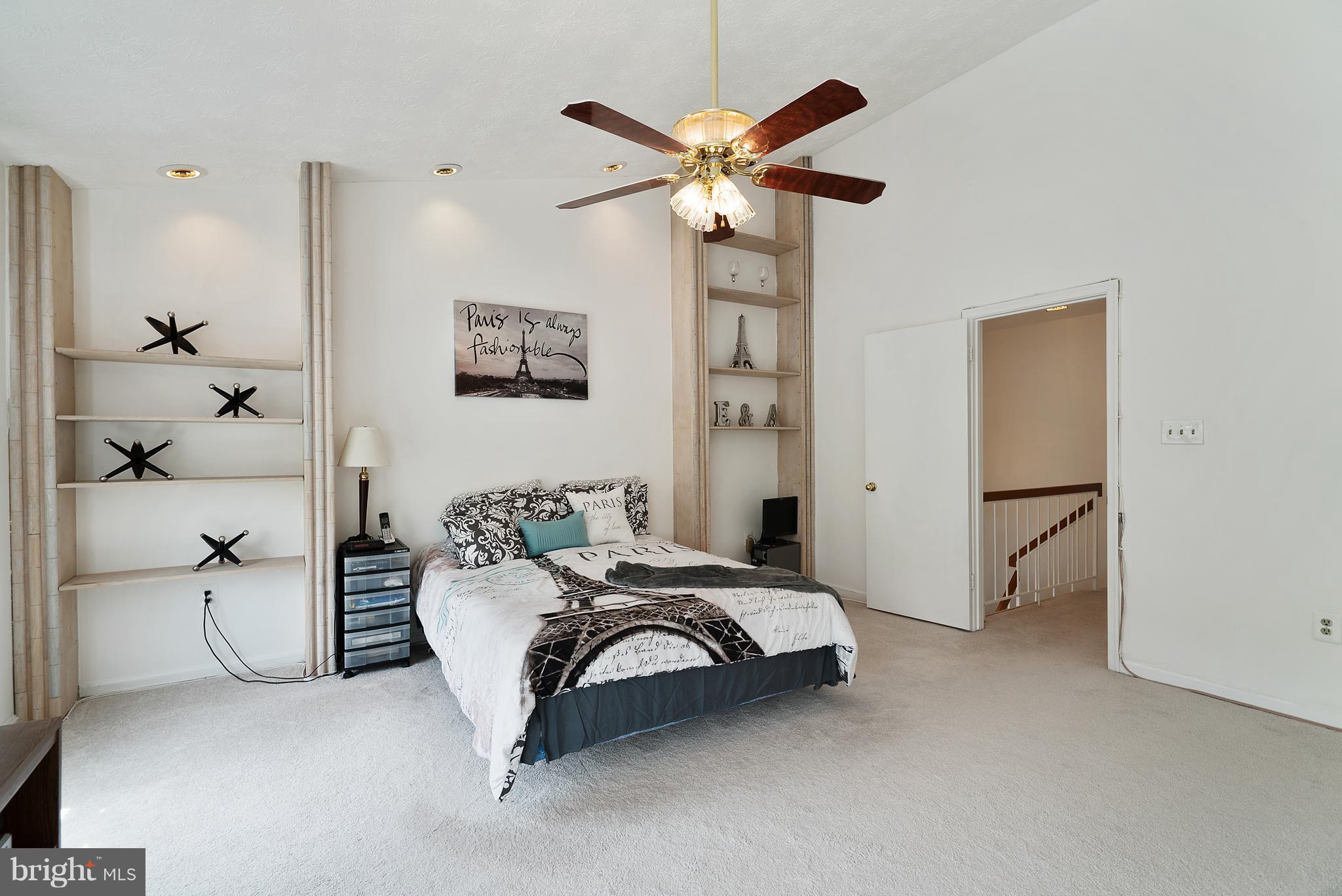 MAYFAIR-PLAT ONE - Residential