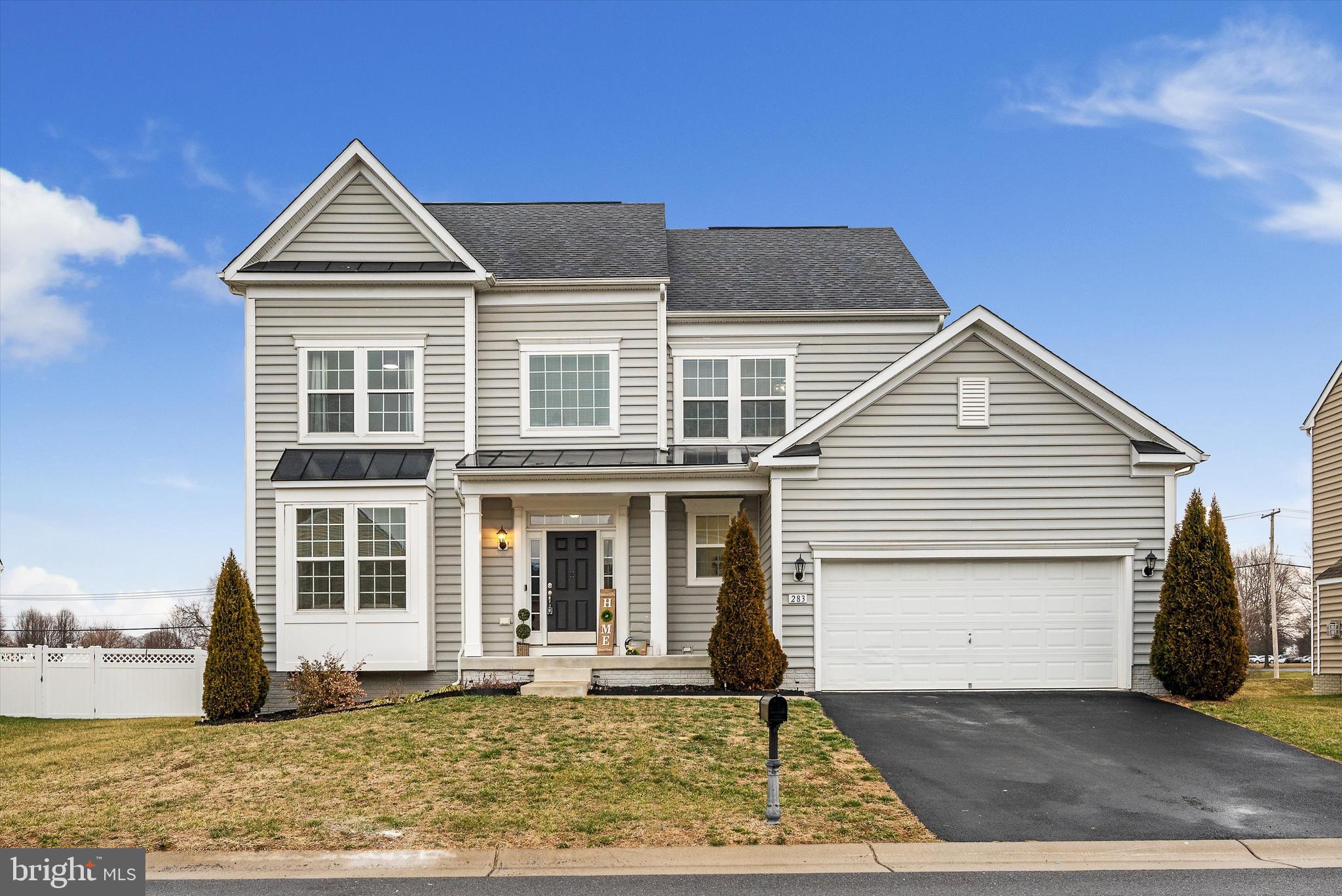 THE VILLAGE OF WASHINGTON TRAIL EAST - Residential