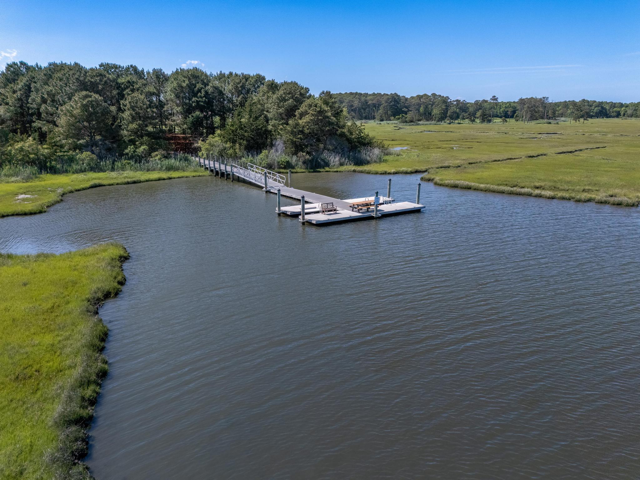 BAYSIDE - Residential