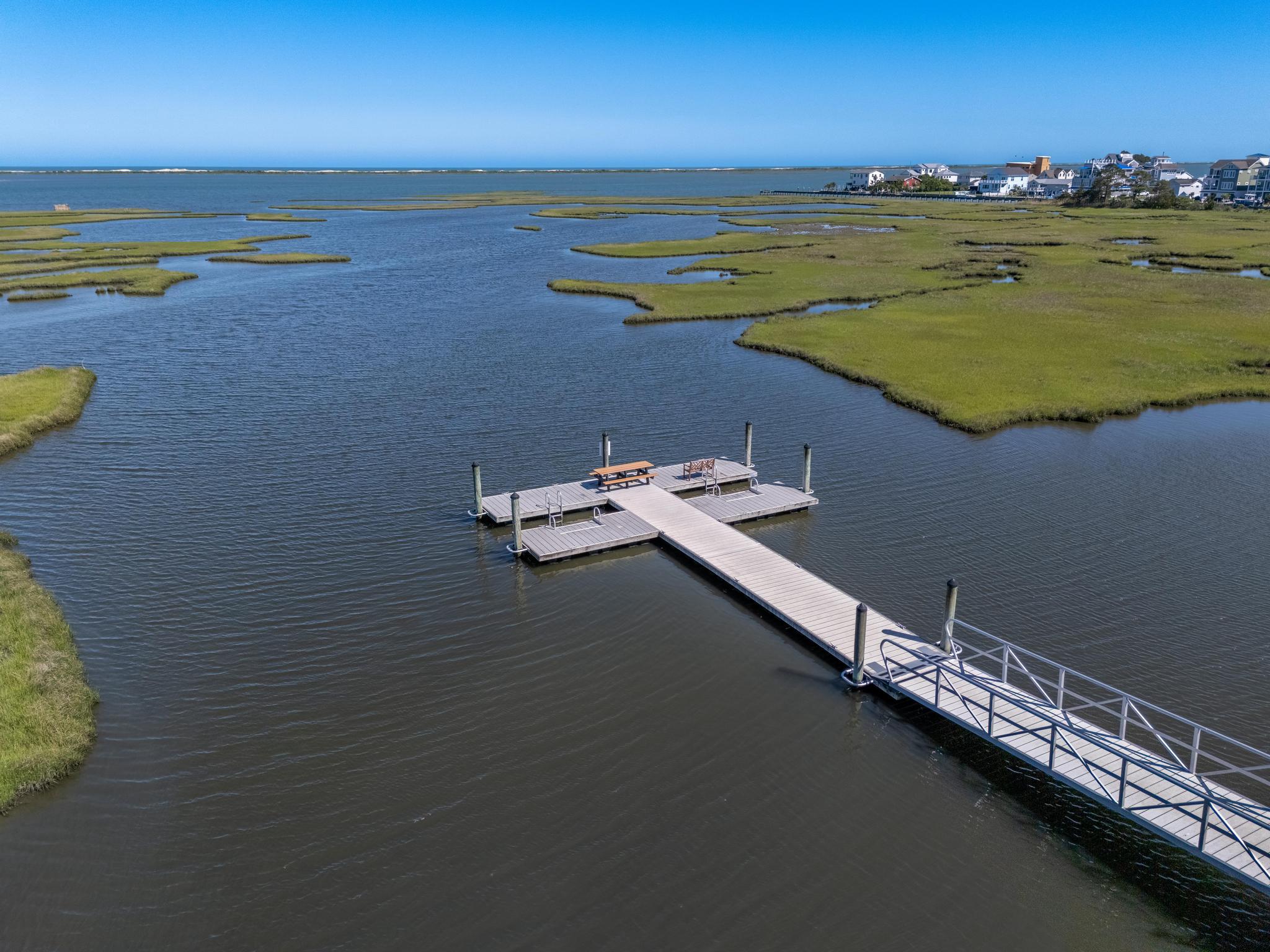 BAYSIDE - Residential