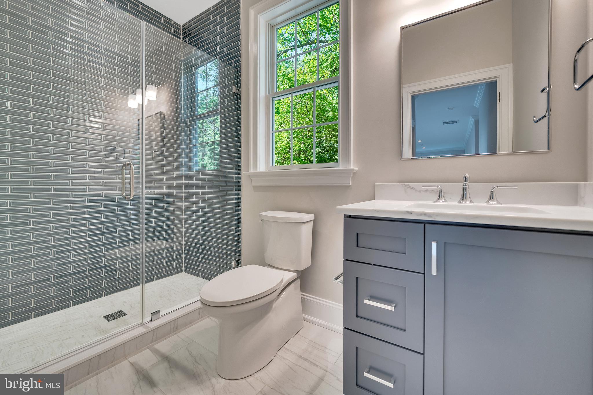GLENHARDIE - Residential