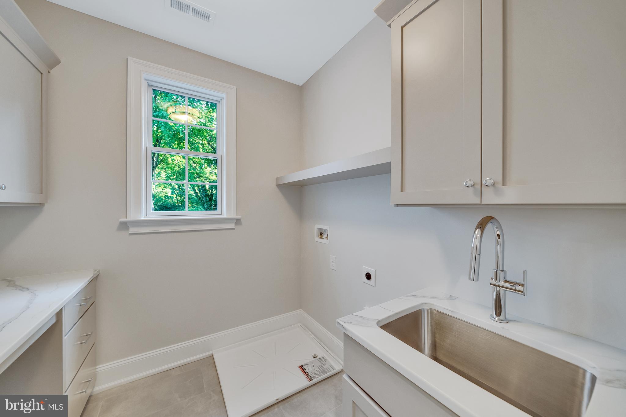 GLENHARDIE - Residential
