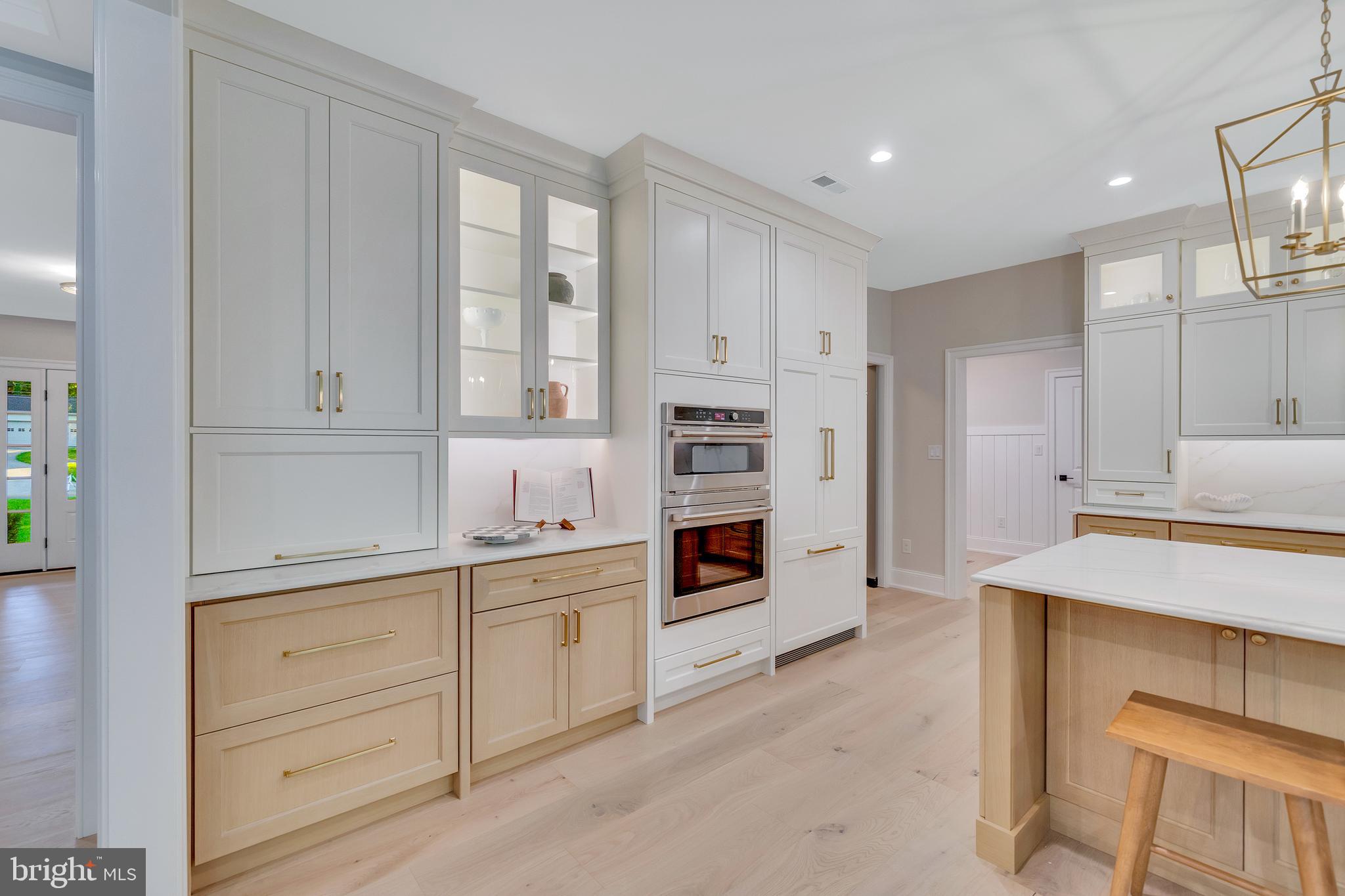 GLENHARDIE - Residential