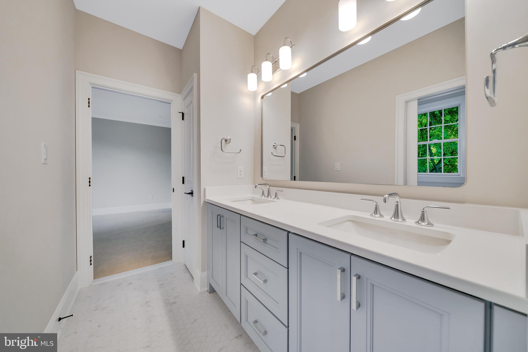 GLENHARDIE - Residential
