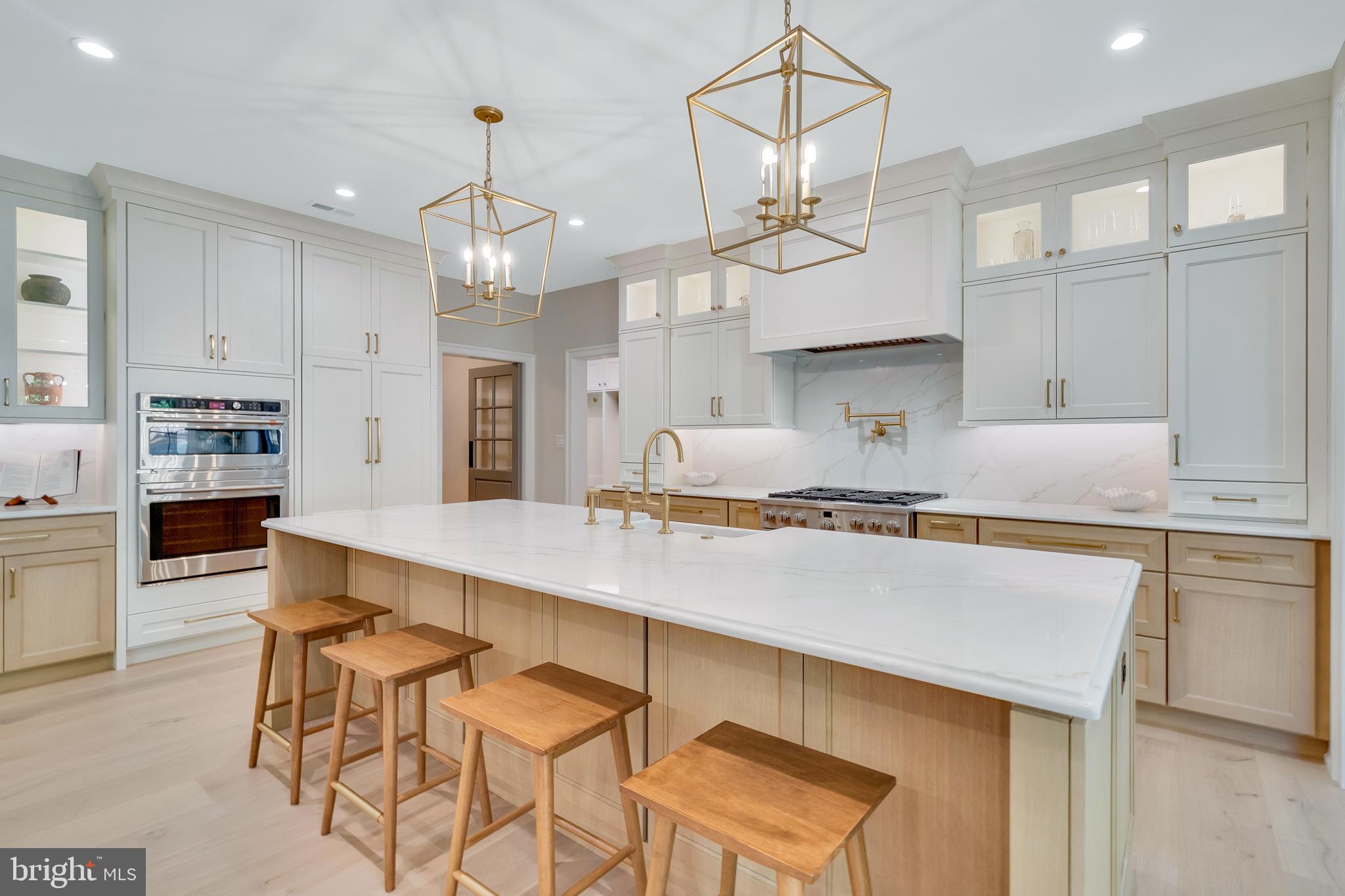 GLENHARDIE - Residential